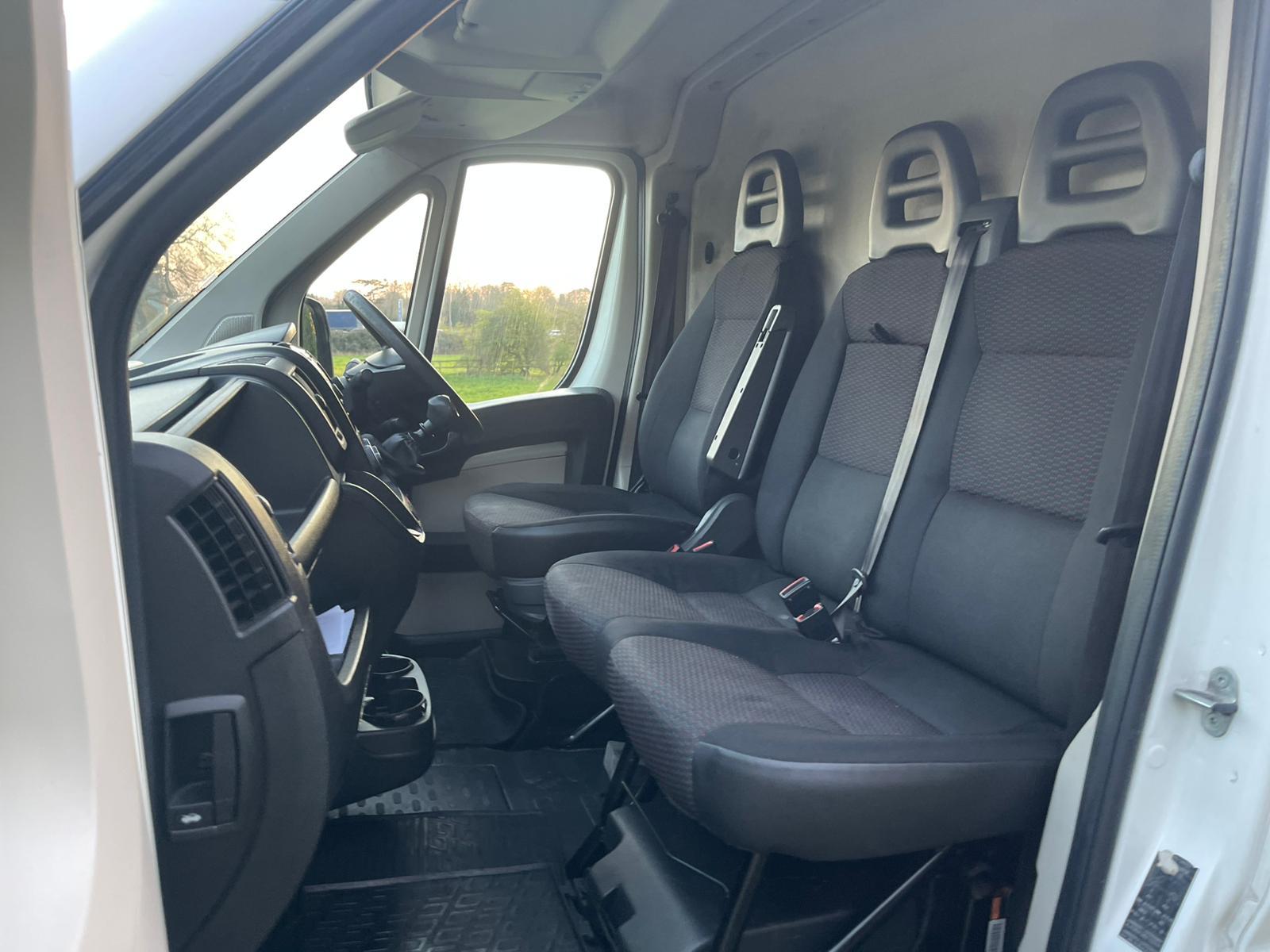 Citroen Relay 2.0 BlueHDi 35 Enterprise Panel Van 5dr Diesel Manual L3 High Roof Euro 6 (130 ps)