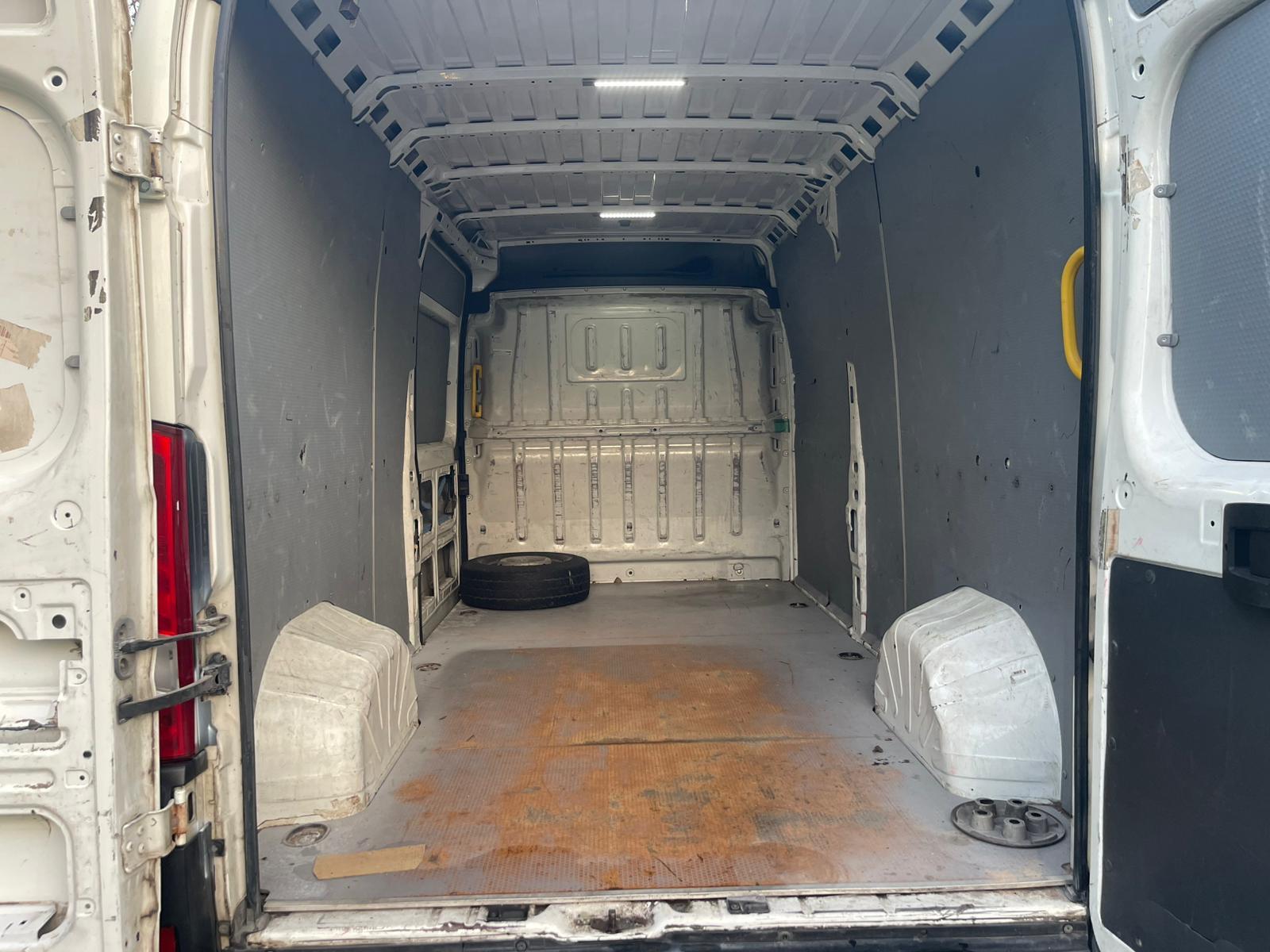 Citroen Relay 2.0 BlueHDi 35 Enterprise Panel Van 5dr Diesel Manual L3 High Roof Euro 6 (130 ps)