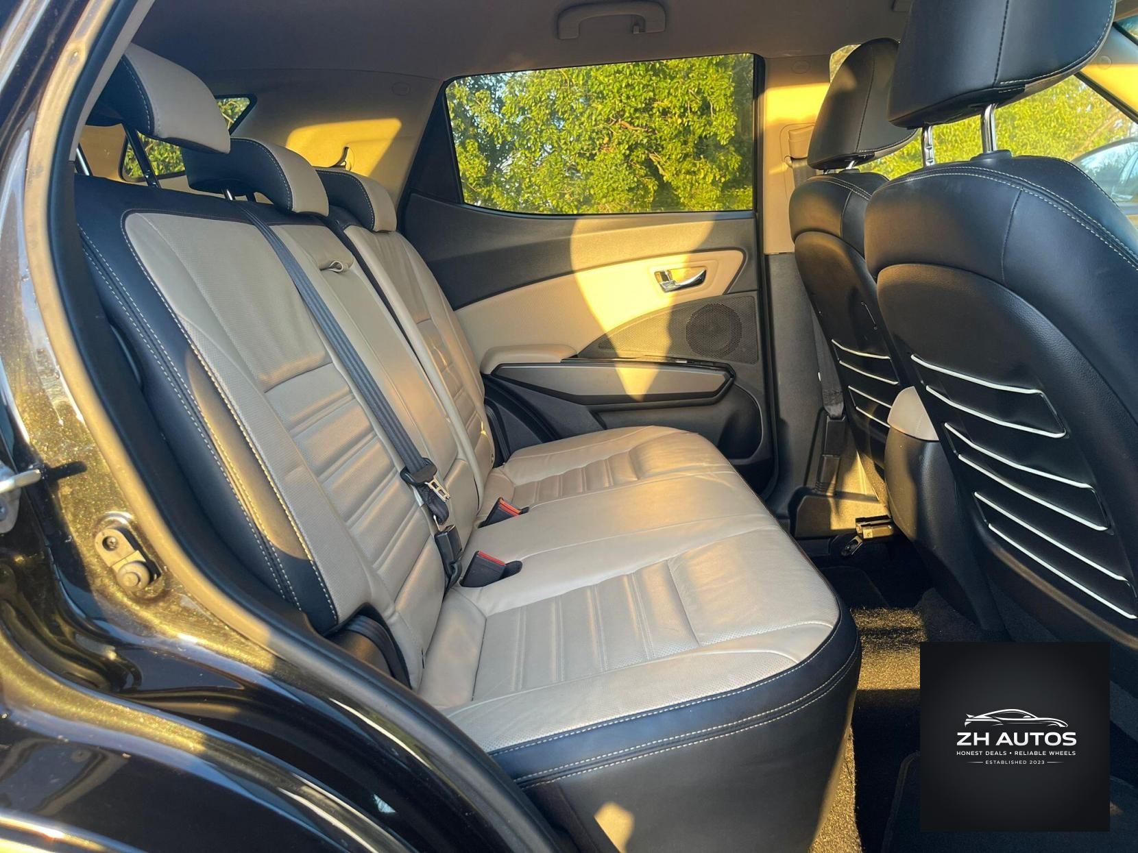 SsangYong Tivoli XLV ELX SUV (2016 - 2020)