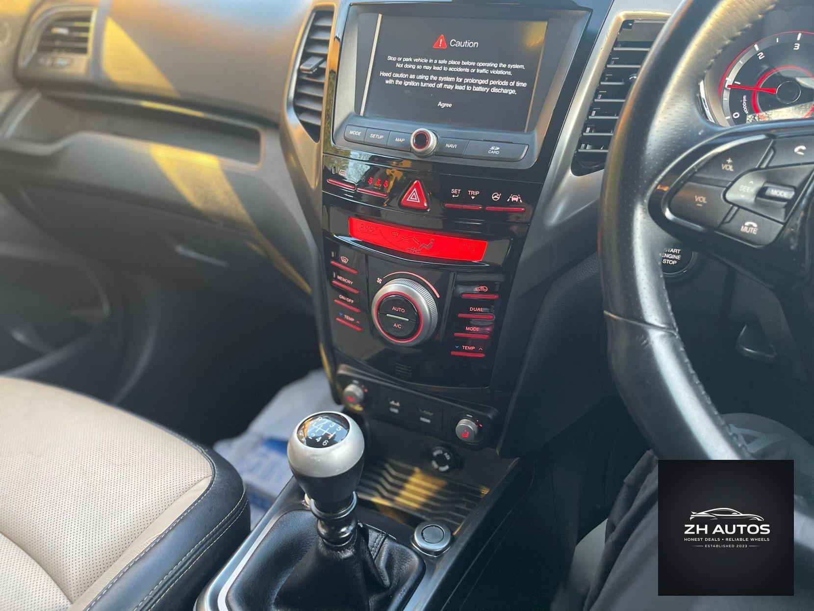 SsangYong Tivoli XLV ELX SUV (2016 - 2020)