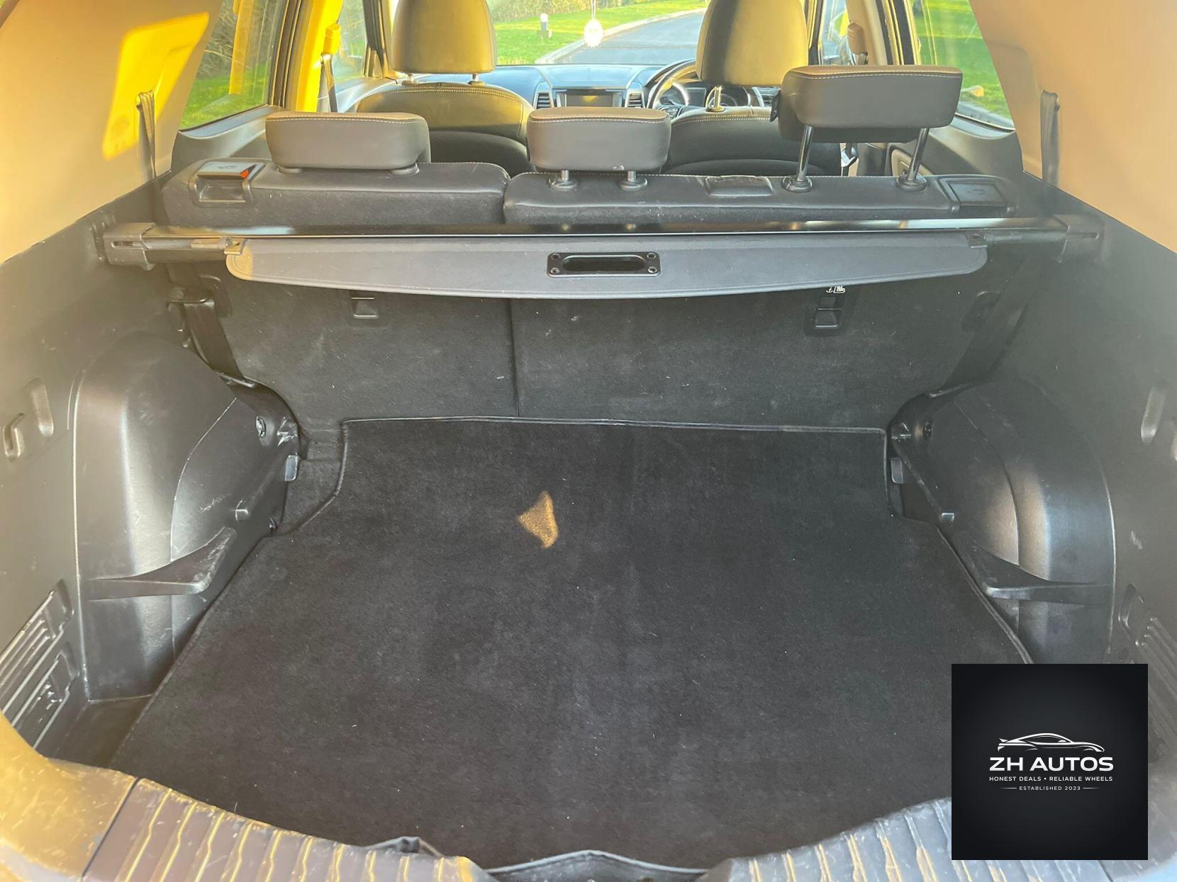 SsangYong Tivoli XLV ELX SUV (2016 - 2020)