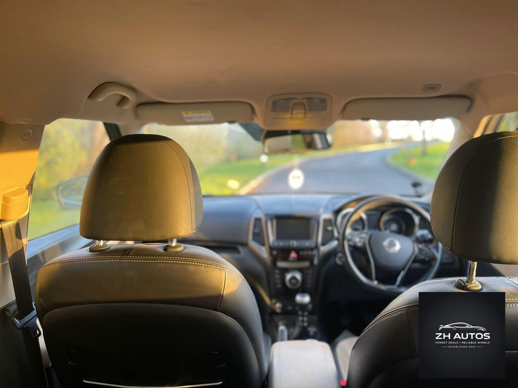 SsangYong Tivoli XLV ELX SUV (2016 - 2020)