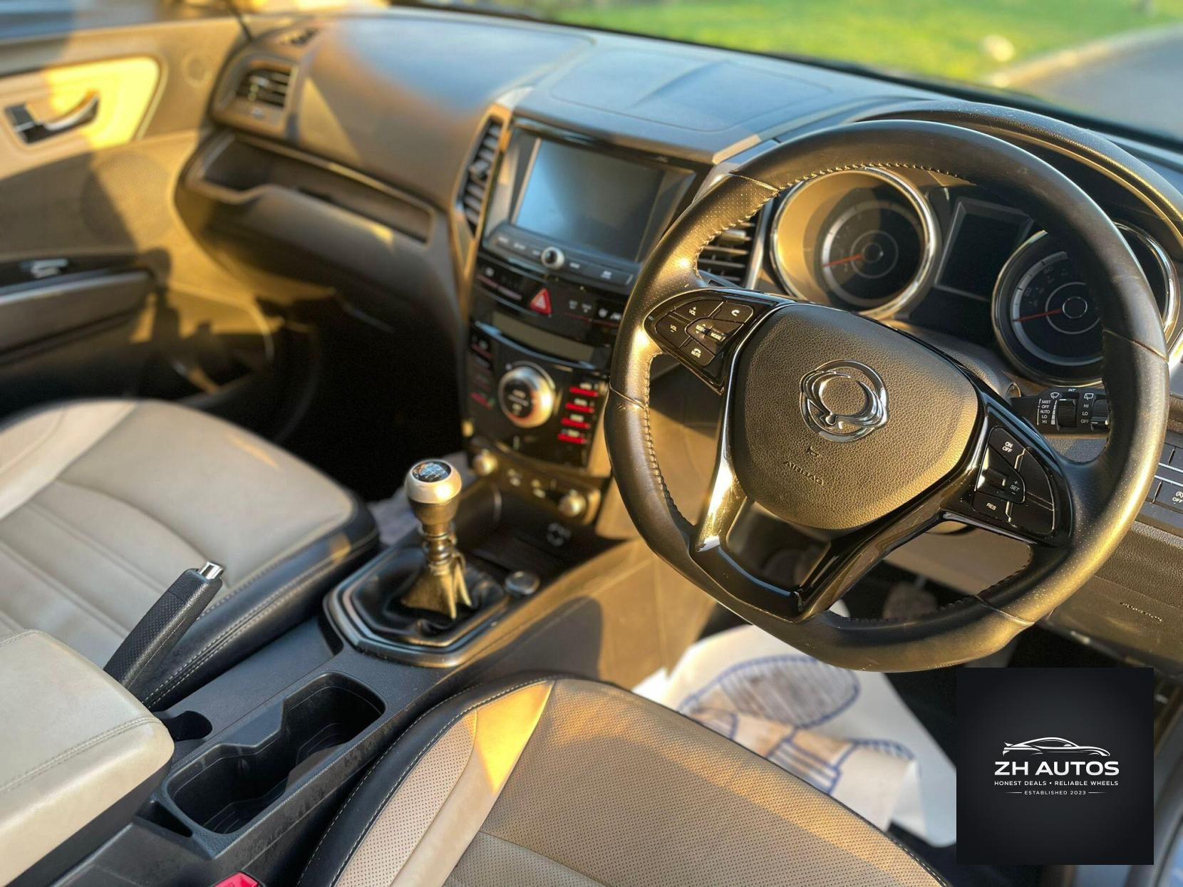 SsangYong Tivoli XLV ELX SUV (2016 - 2020)