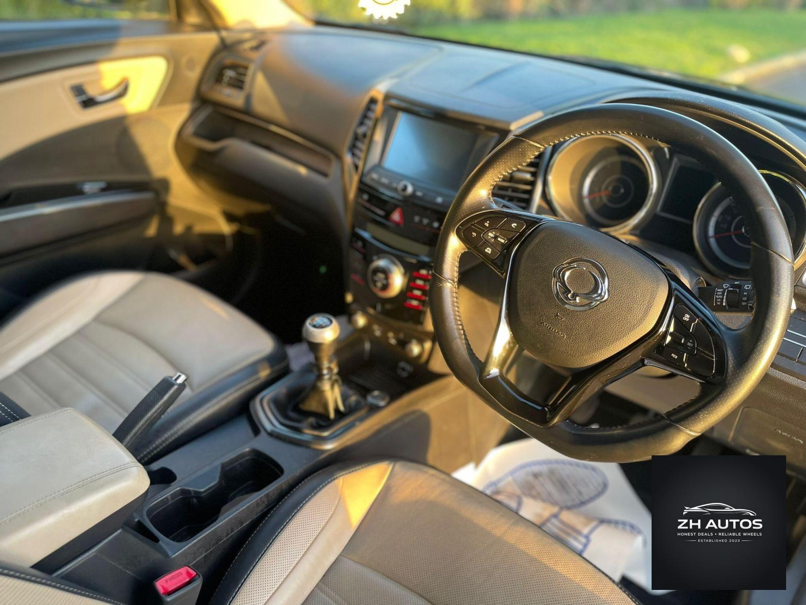 SsangYong Tivoli XLV ELX SUV (2016 - 2020)