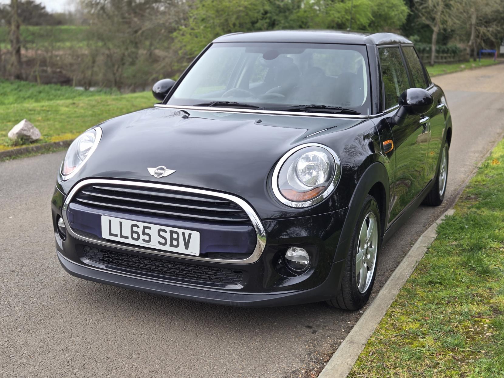 MINI Hatch 1.5 Cooper Hatchback 5dr Petrol Manual Euro 6 (s/s) (136 ps)