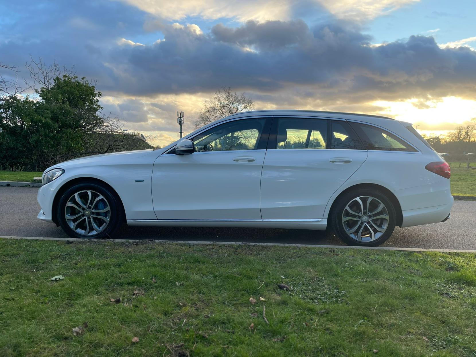 Mercedes-Benz C Class 2.0 C350e 6.4kWh Sport Estate 5dr Petrol Plug-in Hybrid G-Tronic+ Euro 6 (s/s) (293 ps)