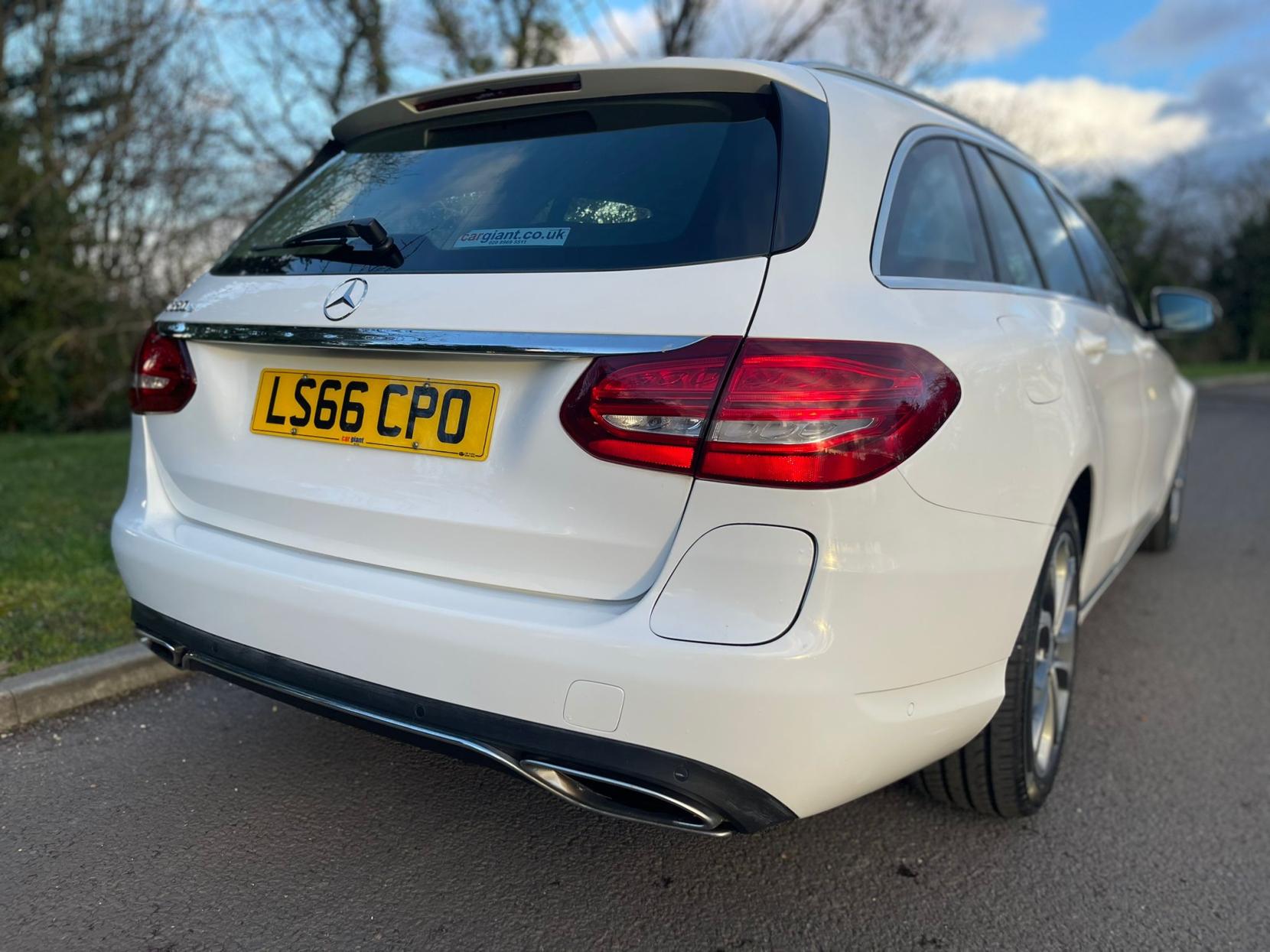 Mercedes-Benz C Class 2.0 C350e 6.4kWh Sport Estate 5dr Petrol Plug-in Hybrid G-Tronic+ Euro 6 (s/s) (293 ps)