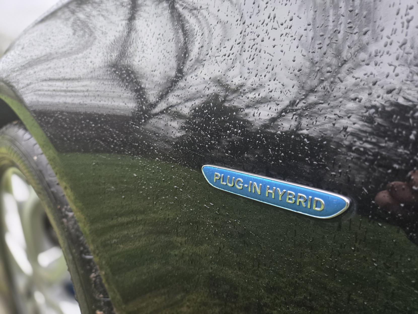 Mercedes-Benz C Class 2.0 C350e 6.4kWh Sport Estate 5dr Petrol Plug-in Hybrid G-Tronic+ Euro 6 (s/s) (293 ps)