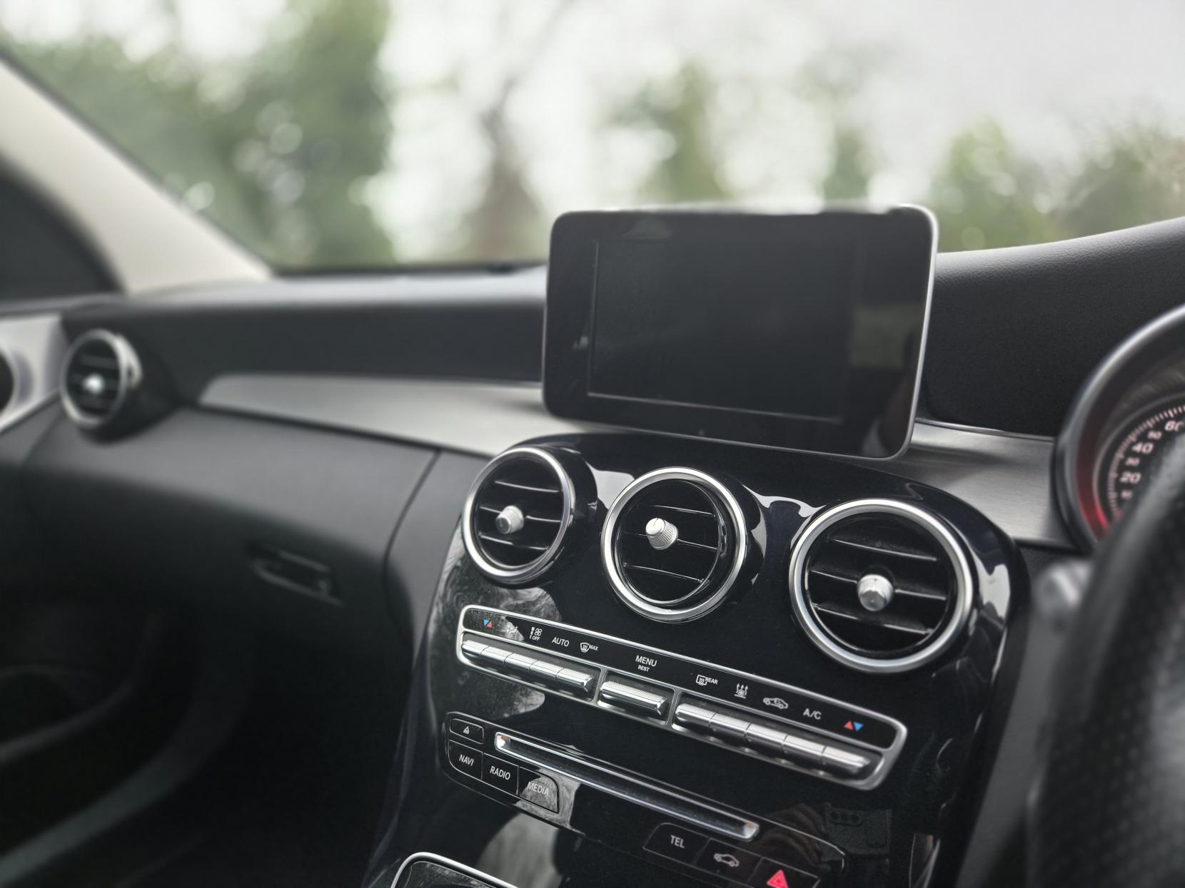 Mercedes-Benz C Class 2.0 C350e 6.4kWh Sport Estate 5dr Petrol Plug-in Hybrid G-Tronic+ Euro 6 (s/s) (293 ps)