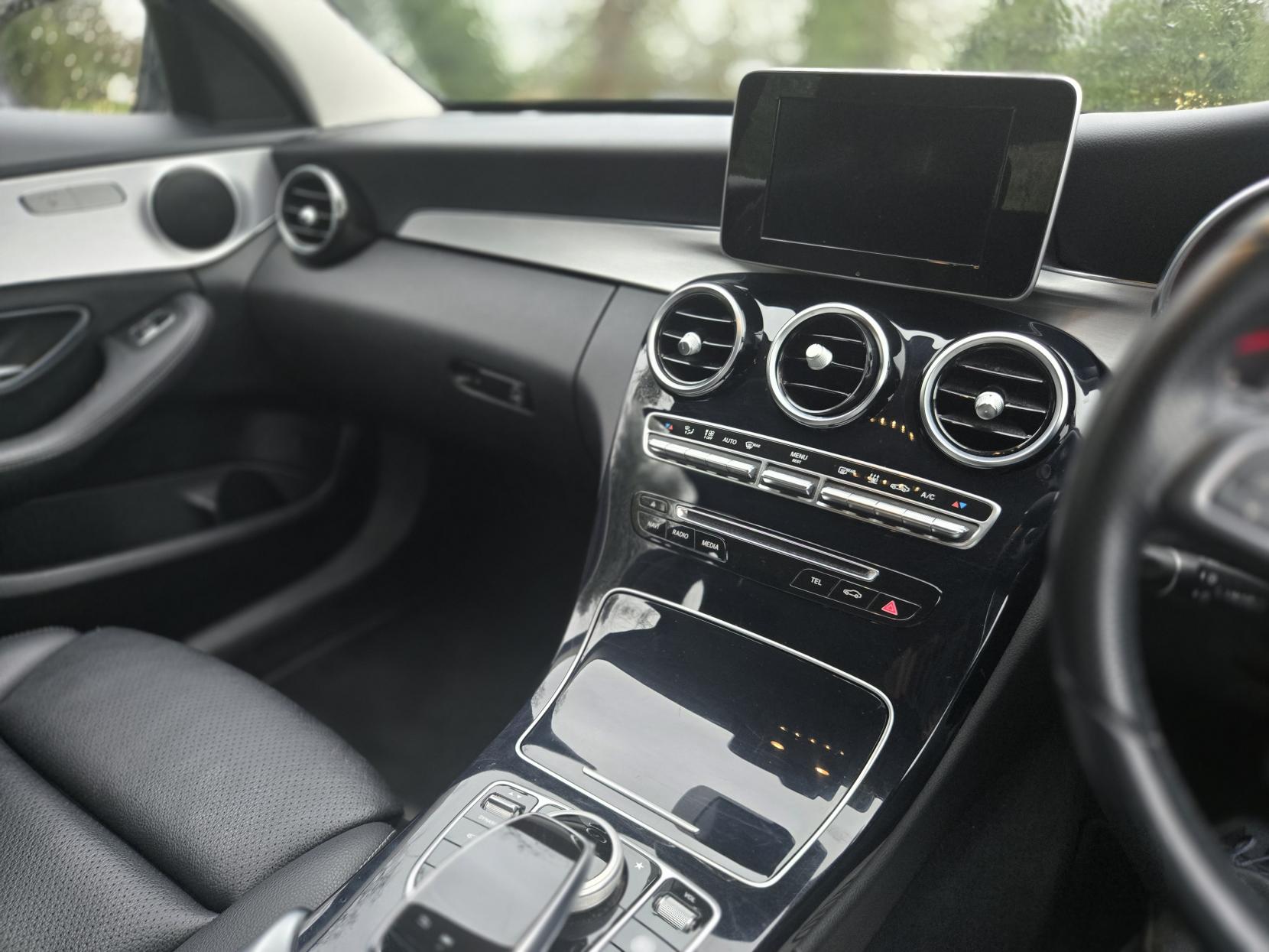 Mercedes-Benz C Class 2.0 C350e 6.4kWh Sport Estate 5dr Petrol Plug-in Hybrid G-Tronic+ Euro 6 (s/s) (293 ps)