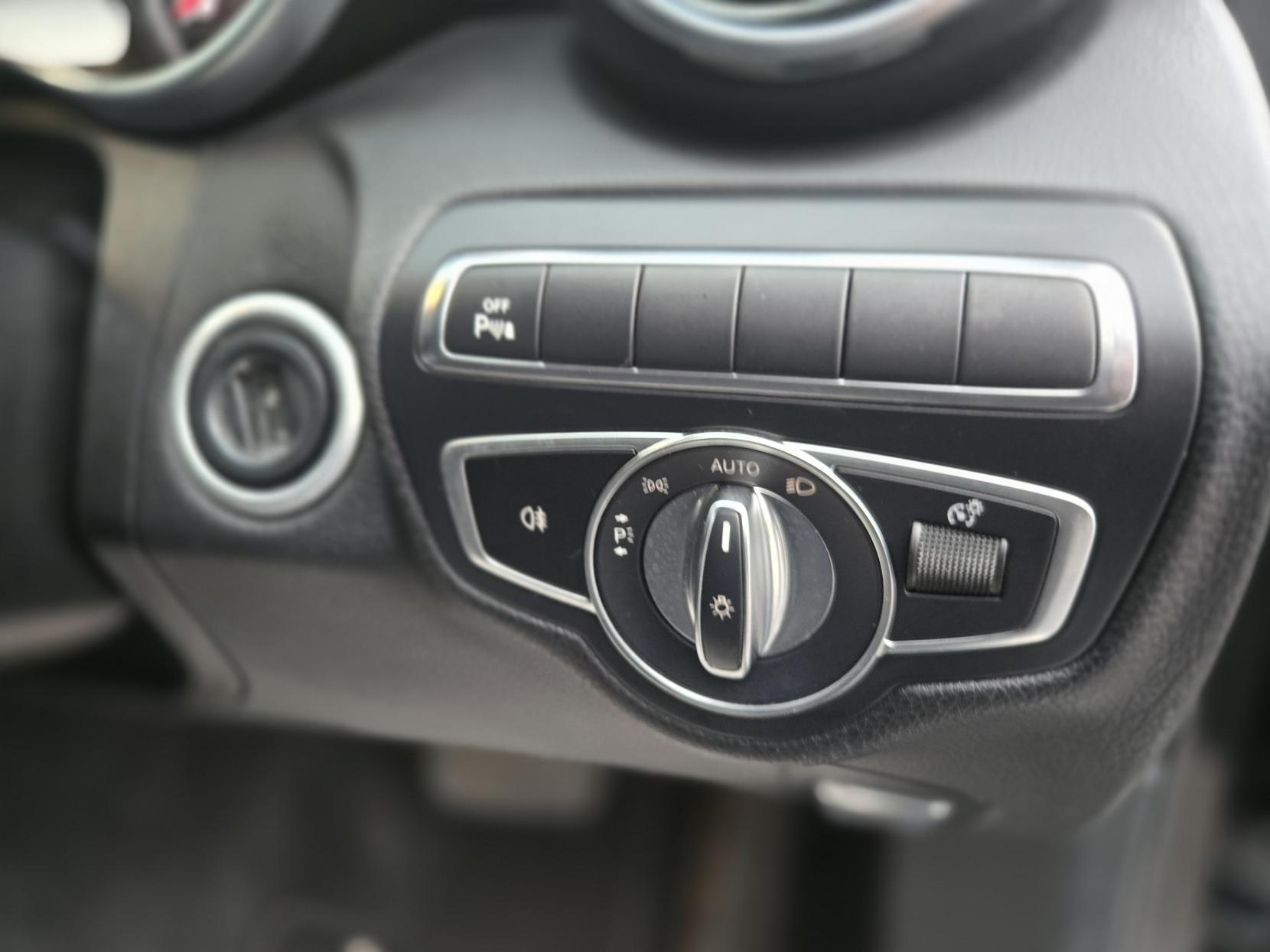 Mercedes-Benz C Class 2.0 C350e 6.4kWh Sport Estate 5dr Petrol Plug-in Hybrid G-Tronic+ Euro 6 (s/s) (293 ps)