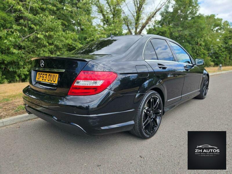 Mercedes-Benz C Class 1.6 C180 AMG Sport Plus G-Tronic+ Euro 6 (s/s) 4dr