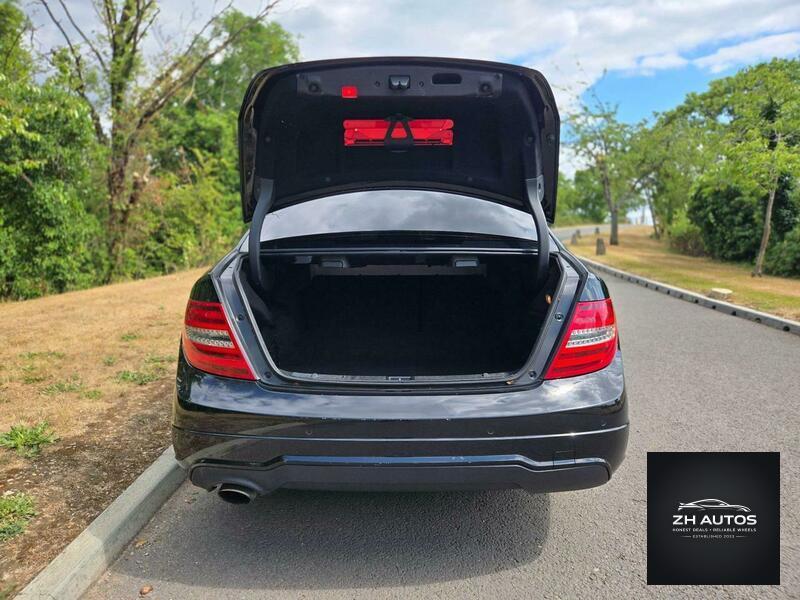 Mercedes-Benz C Class 1.6 C180 AMG Sport Plus G-Tronic+ Euro 6 (s/s) 4dr