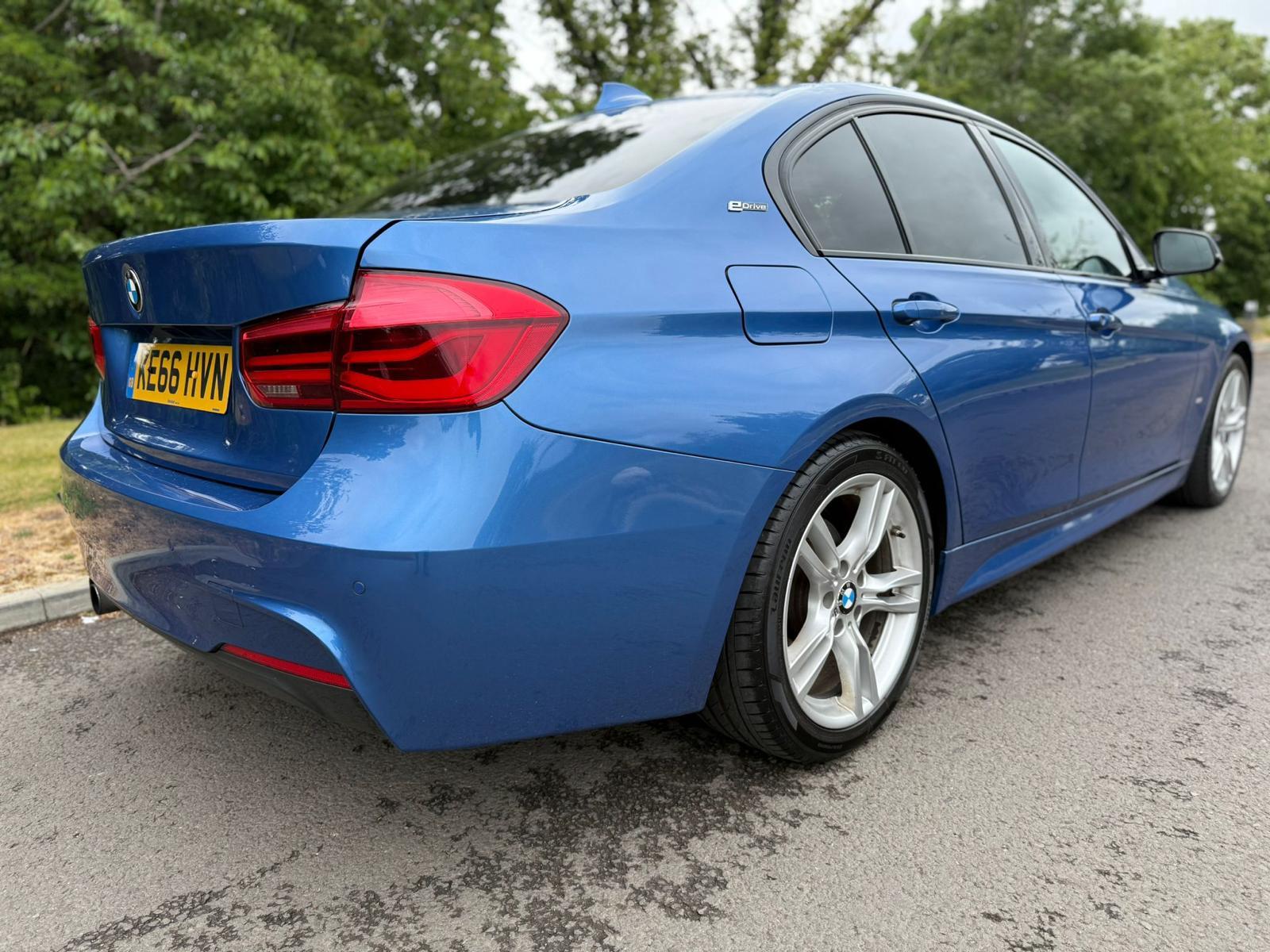 BMW 3 Series 2.0 330e 7.6kWh M Sport Saloon 4dr Petrol Plug-in Hybrid Auto Euro 6 (s/s) (252 ps)