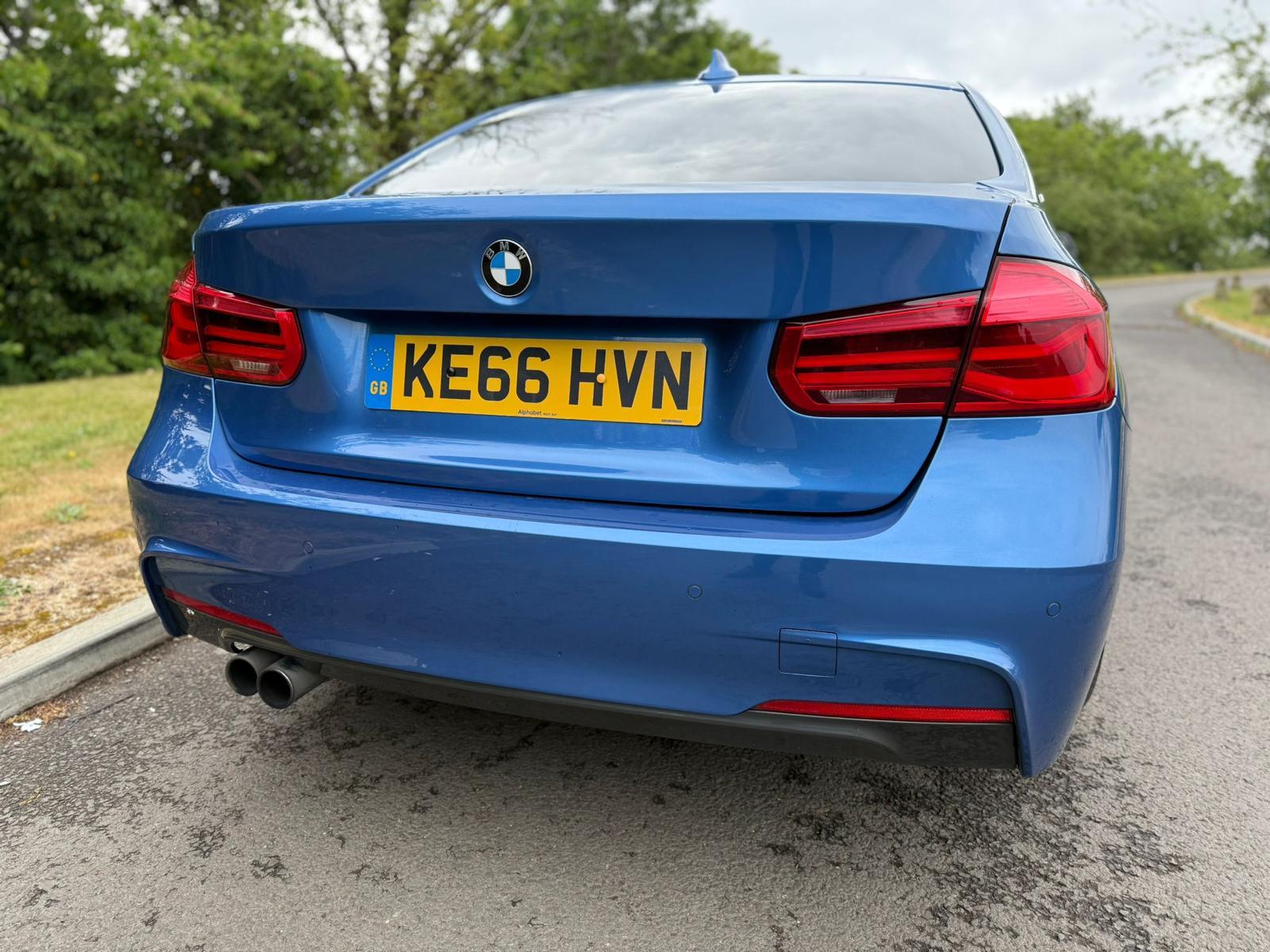 BMW 3 Series 2.0 330e 7.6kWh M Sport Saloon 4dr Petrol Plug-in Hybrid Auto Euro 6 (s/s) (252 ps)