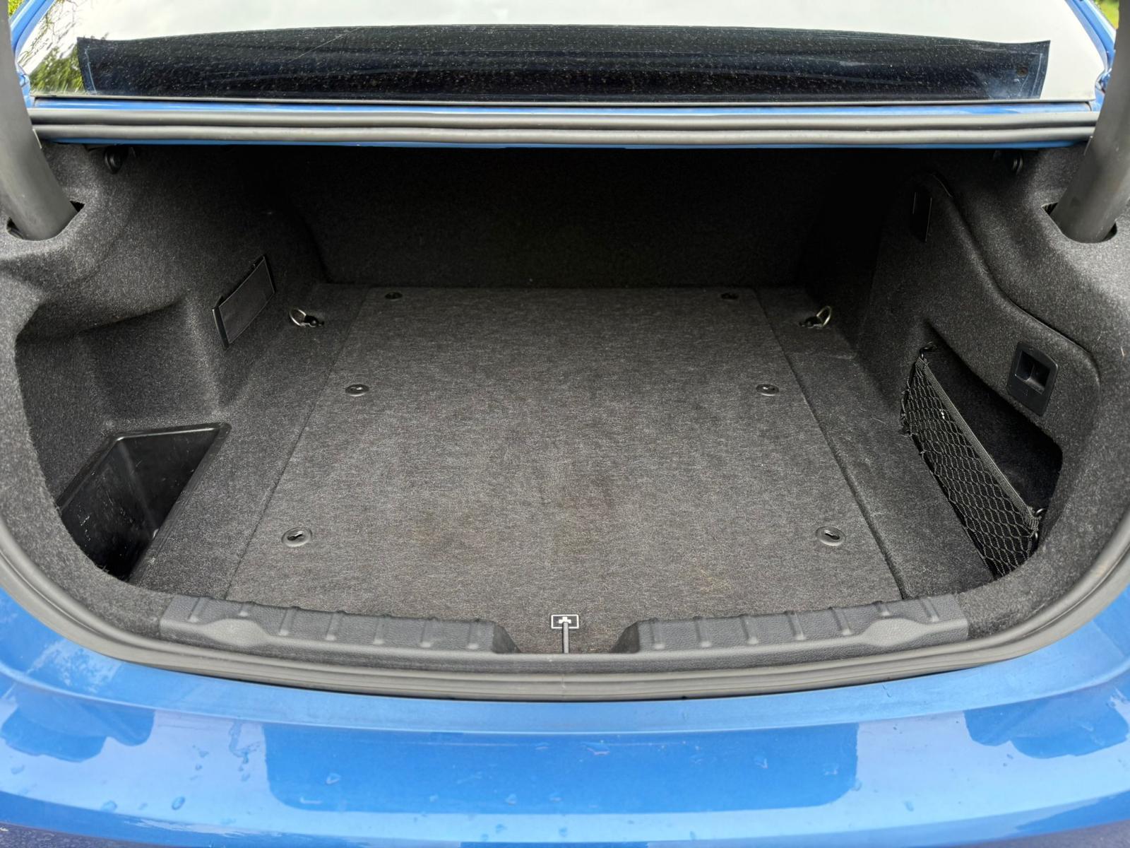 BMW 3 Series 2.0 330e 7.6kWh M Sport Saloon 4dr Petrol Plug-in Hybrid Auto Euro 6 (s/s) (252 ps)