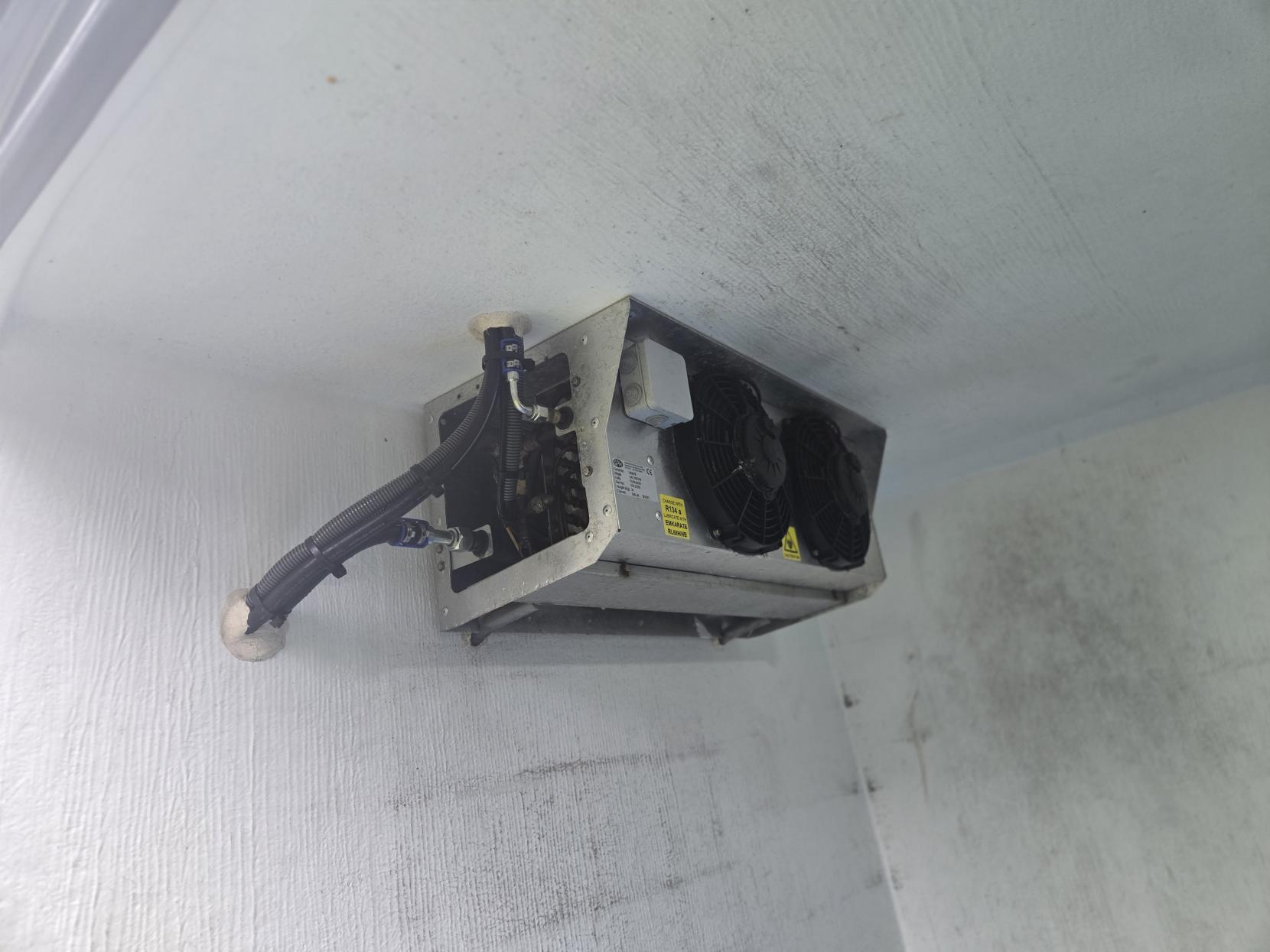 Ford Transit 2.0 290 EcoBlue Leader Panel Van 5dr Diesel Manual FWD L2 H2 Euro 6 (s/s) (130 ps)