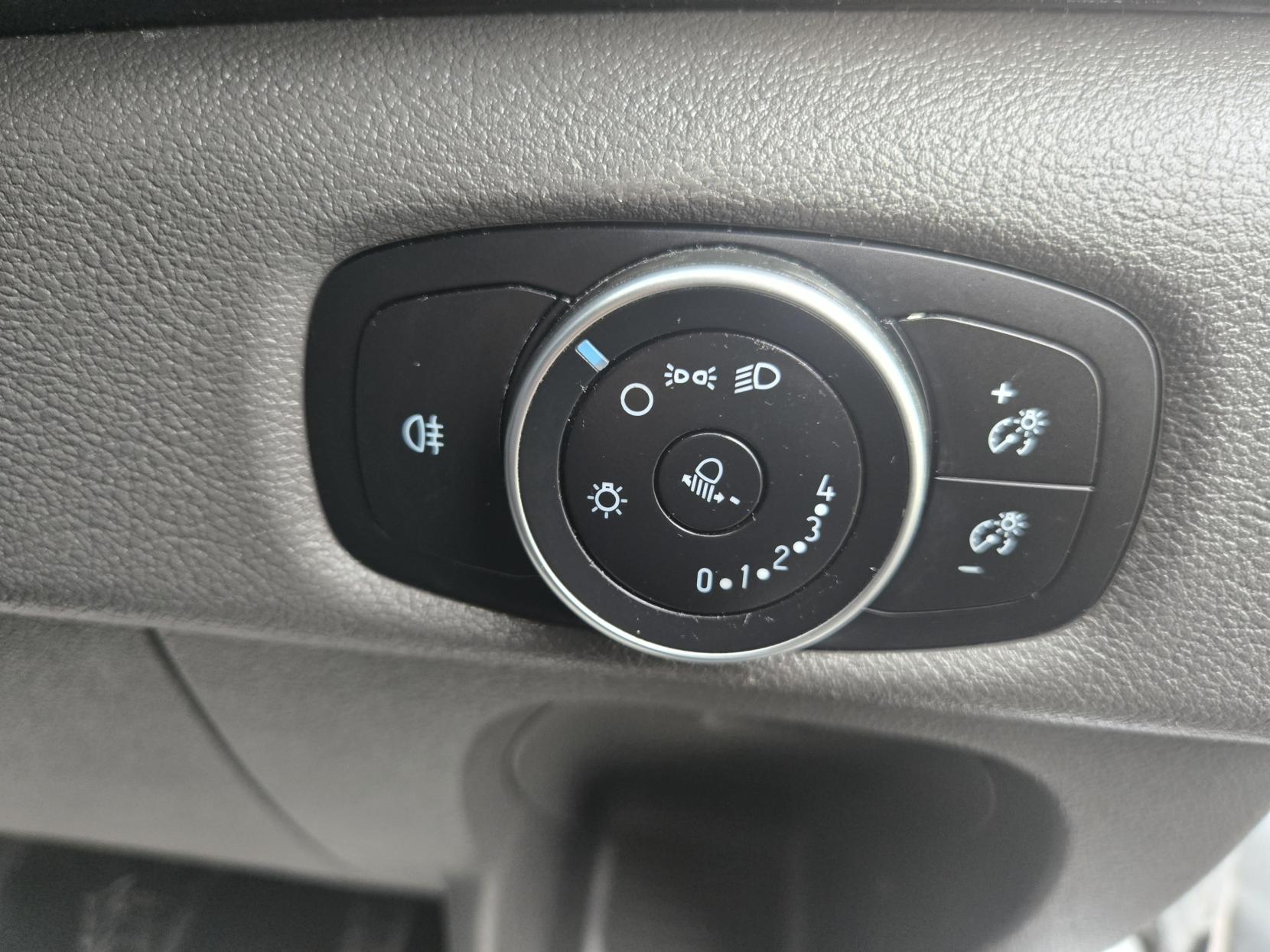 Ford Transit 2.0 290 EcoBlue Leader Panel Van 5dr Diesel Manual FWD L2 H2 Euro 6 (s/s) (130 ps)