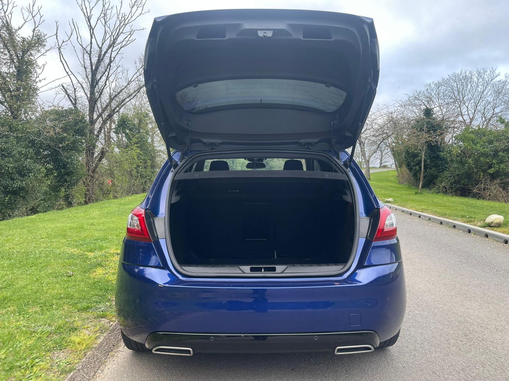 Peugeot 308 1.2 PureTech GT Line Hatchback 5dr Petrol Manual Euro 6 (s/s) (130 ps)