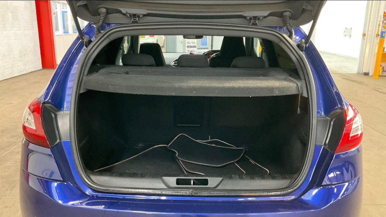 Peugeot 308 1.2 PureTech GT Line Hatchback 5dr Petrol Manual Euro 6 (s/s) (130 ps)