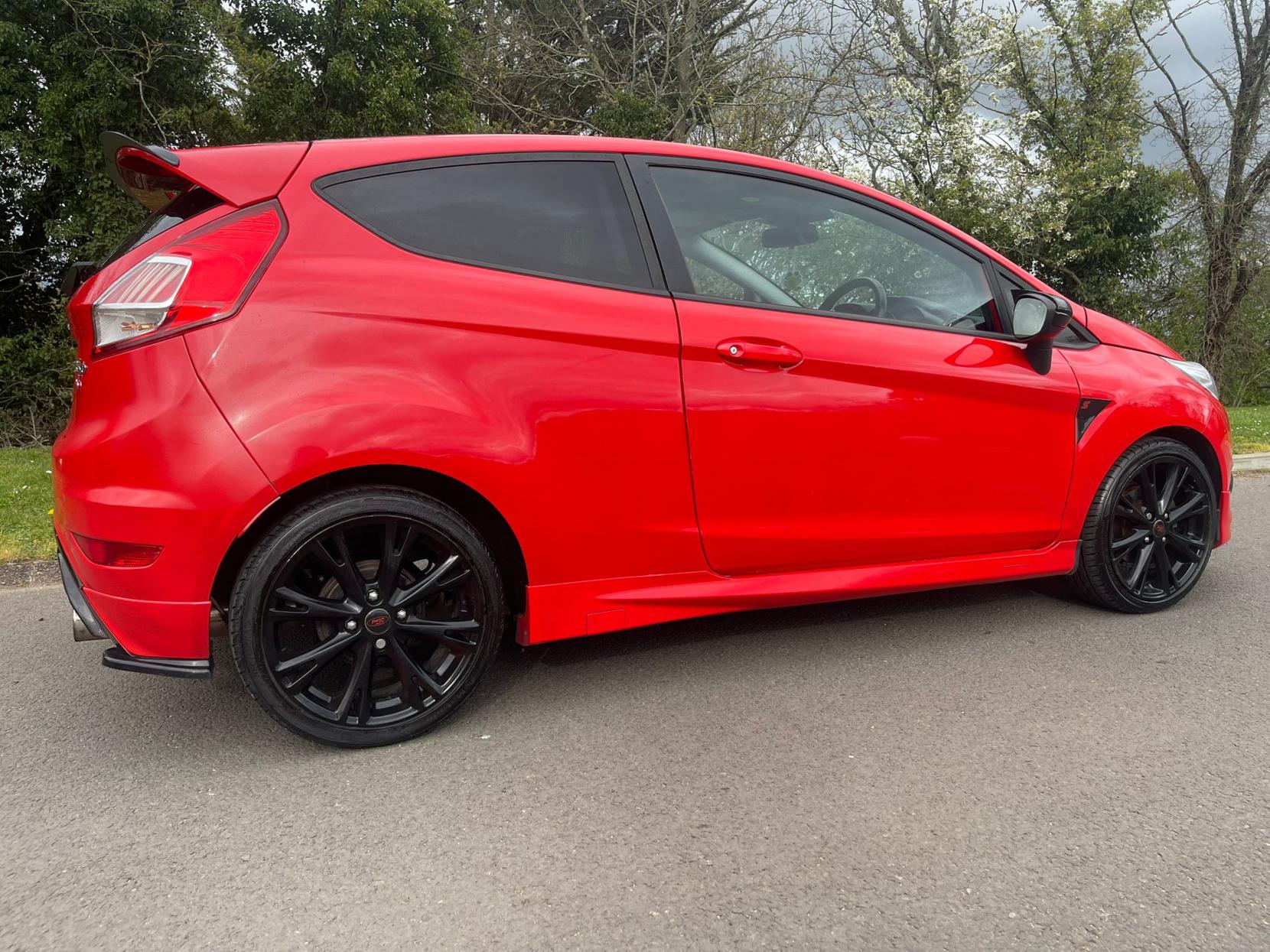 Ford Fiesta 1.0T EcoBoost Zetec S Hatchback 3dr Petrol Manual Euro 6 (s/s) (140 ps)