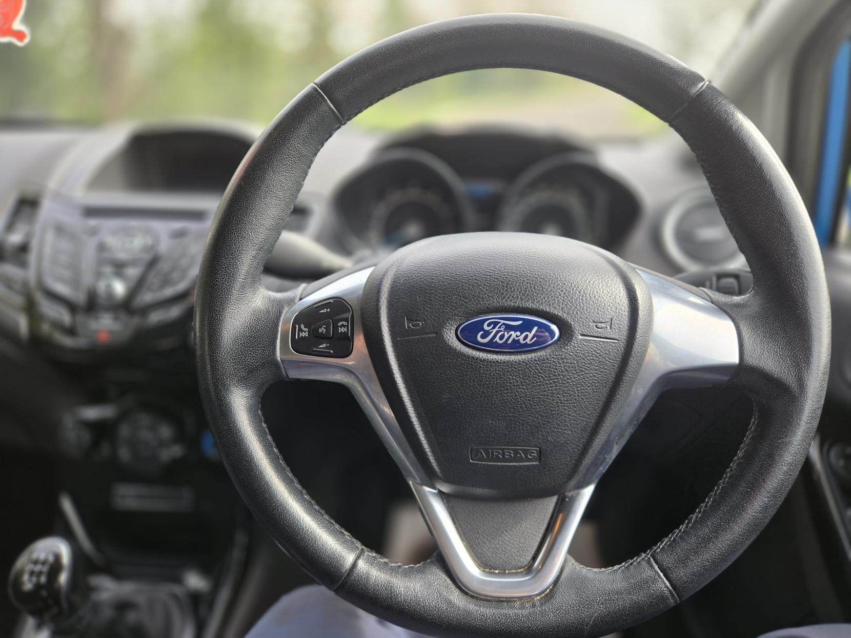 Ford Fiesta 1.0T EcoBoost Zetec Hatchback 5dr Petrol Manual Euro 6 (s/s) (100 ps)