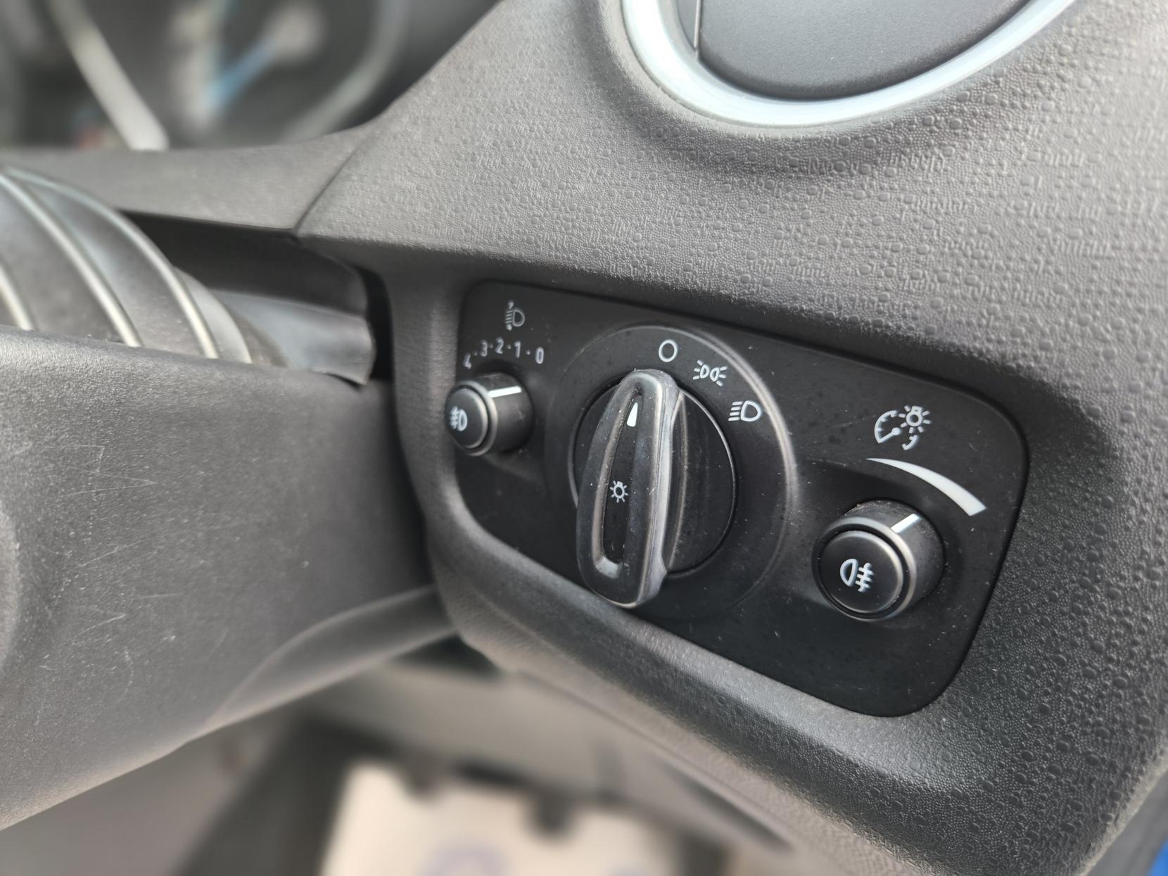 Ford Fiesta 1.0T EcoBoost Zetec Hatchback 5dr Petrol Manual Euro 6 (s/s) (100 ps)