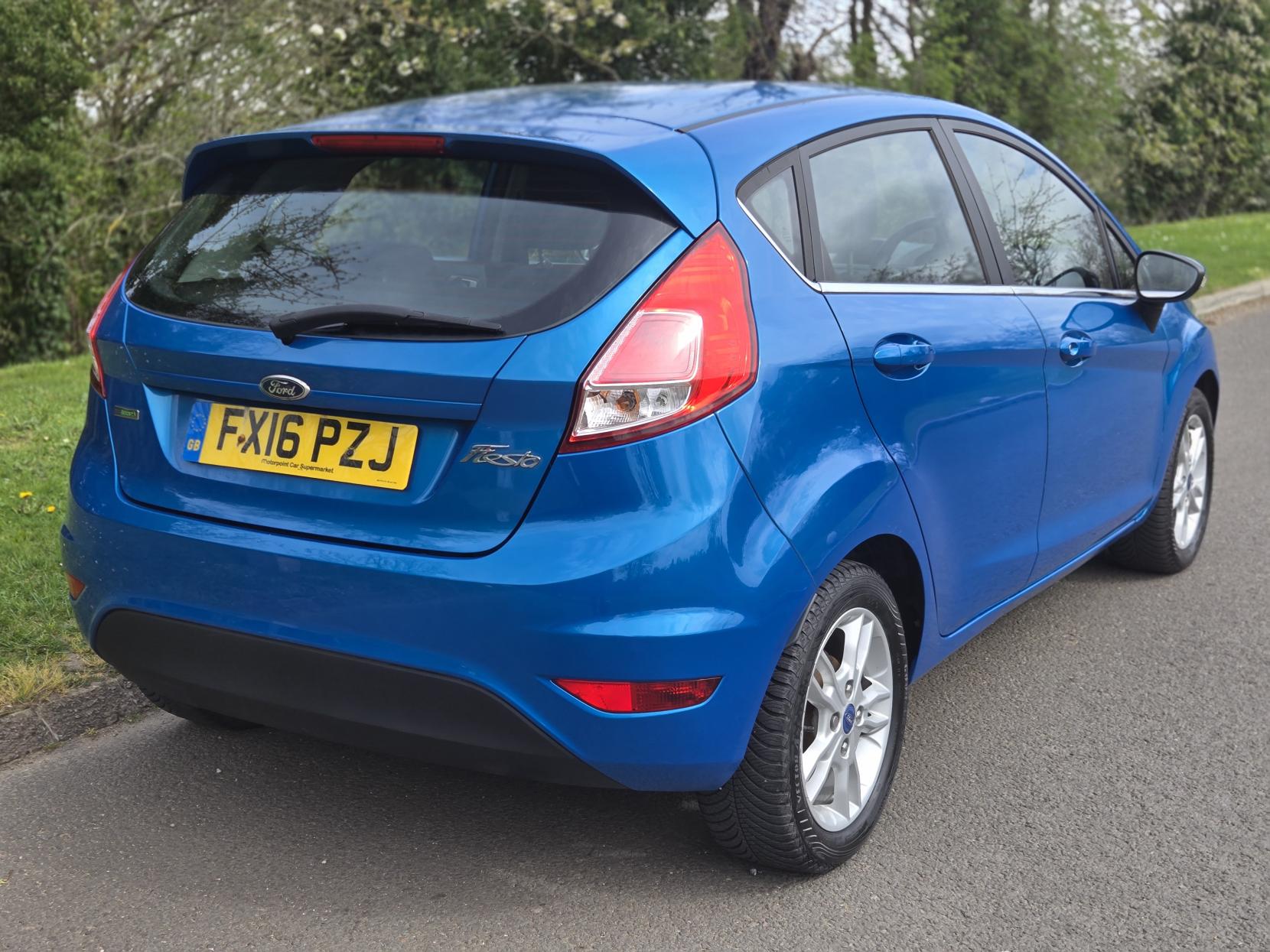 Ford Fiesta 1.0T EcoBoost Zetec Hatchback 5dr Petrol Manual Euro 6 (s/s) (100 ps)