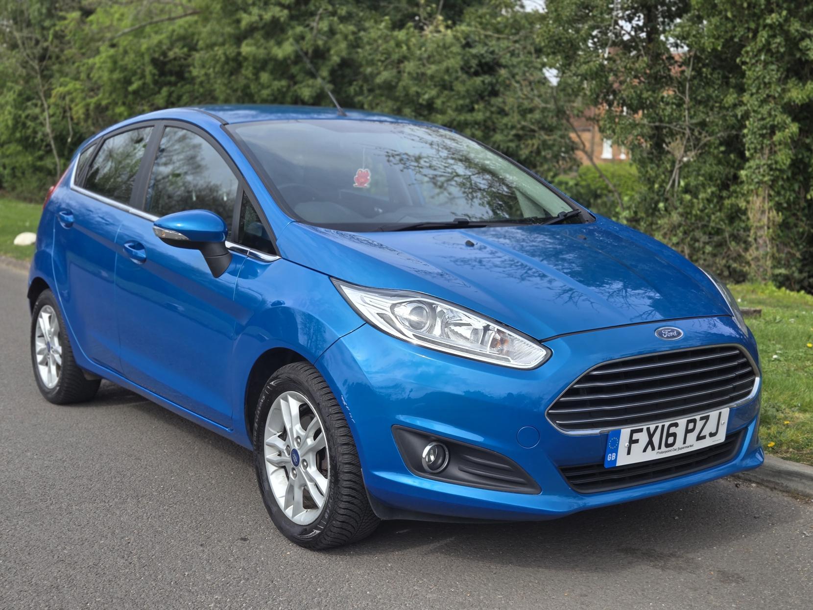 Ford Fiesta 1.0T EcoBoost Zetec Hatchback 5dr Petrol Manual Euro 6 (s/s) (100 ps)