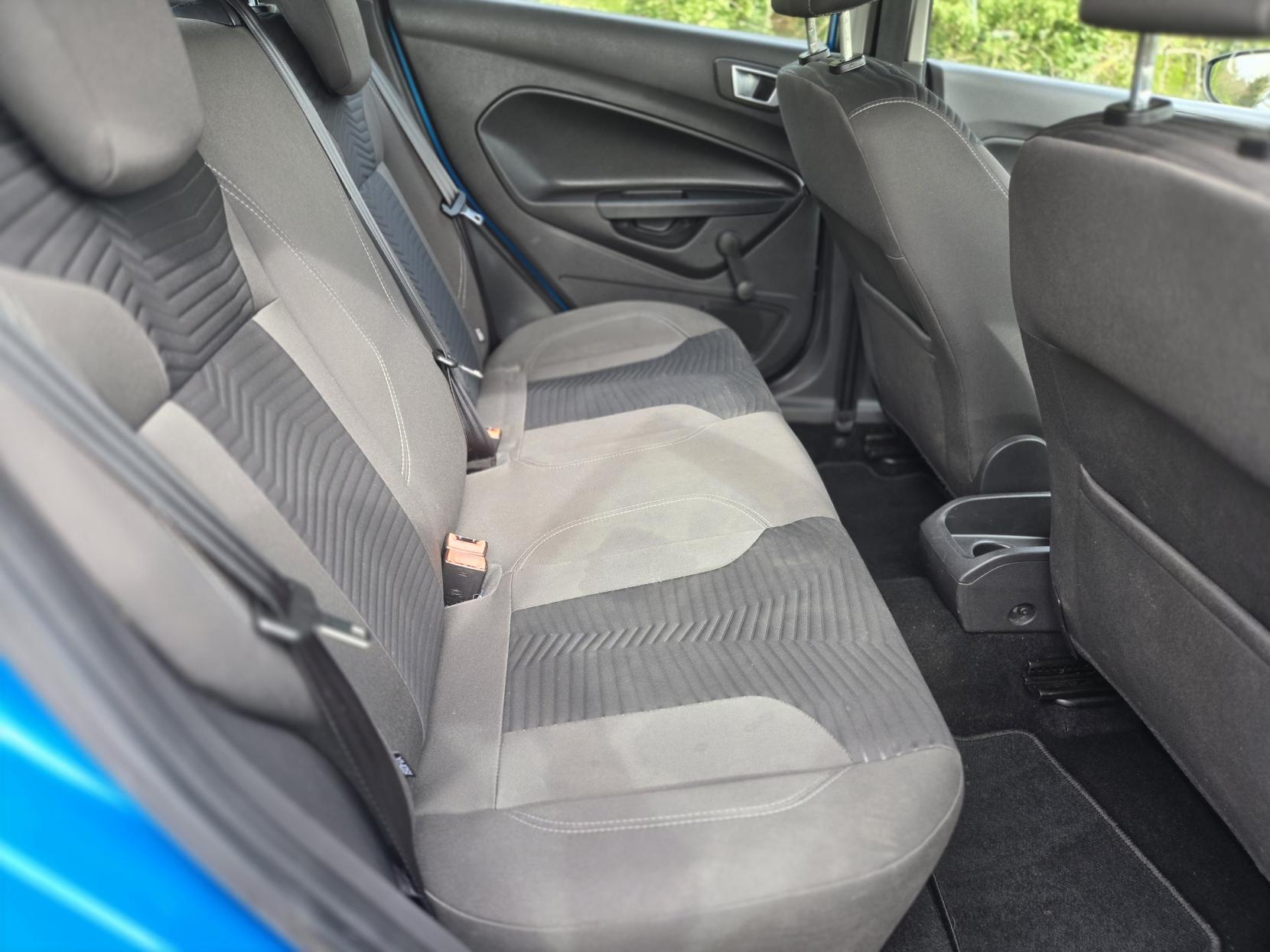 Ford Fiesta 1.0T EcoBoost Zetec Hatchback 5dr Petrol Manual Euro 6 (s/s) (100 ps)