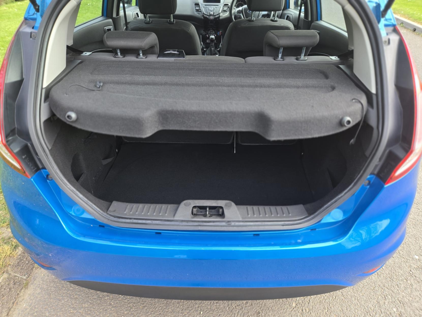 Ford Fiesta 1.0T EcoBoost Zetec Hatchback 5dr Petrol Manual Euro 6 (s/s) (100 ps)