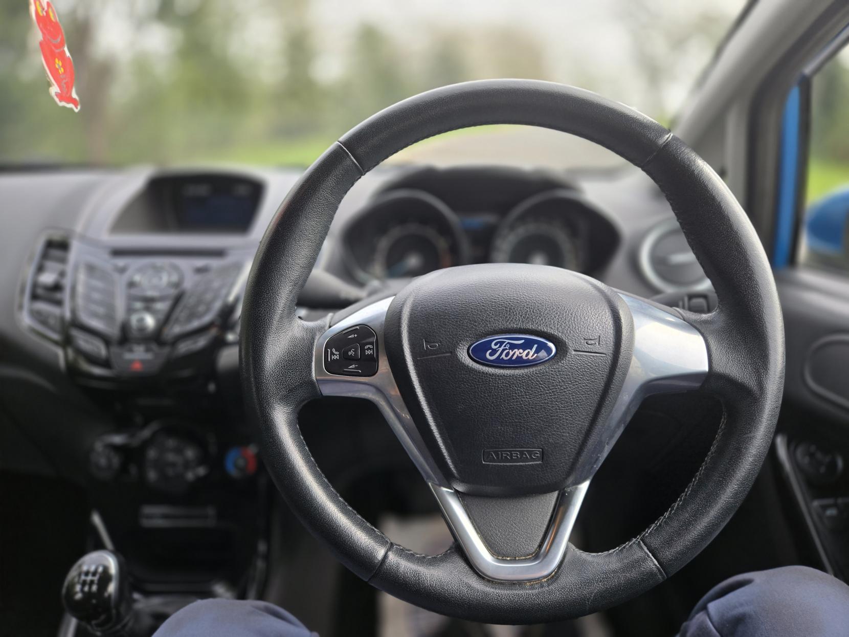 Ford Fiesta 1.0T EcoBoost Zetec Hatchback 5dr Petrol Manual Euro 6 (s/s) (100 ps)