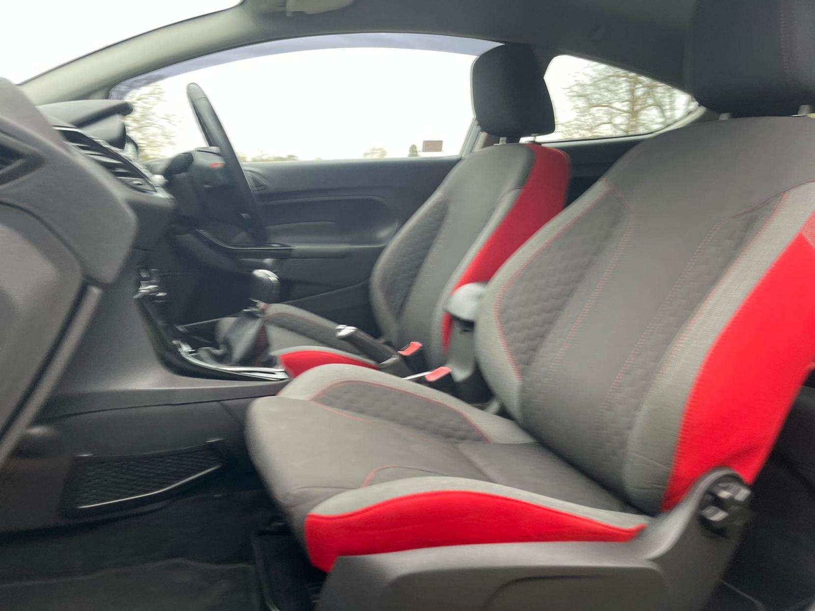 Ford Fiesta 1.0T EcoBoost Zetec S Hatchback 3dr Petrol Manual Euro 6 (s/s) (140 ps)