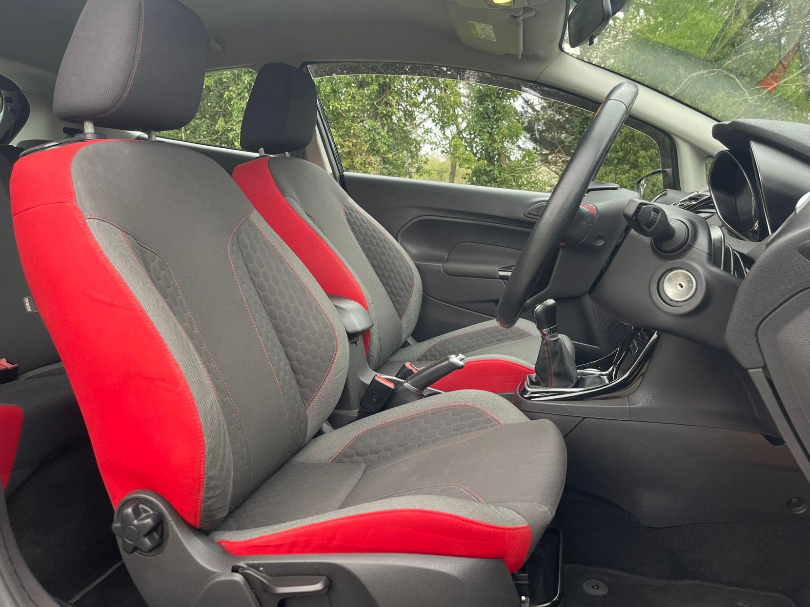 Ford Fiesta 1.0T EcoBoost Zetec S Hatchback 3dr Petrol Manual Euro 6 (s/s) (140 ps)