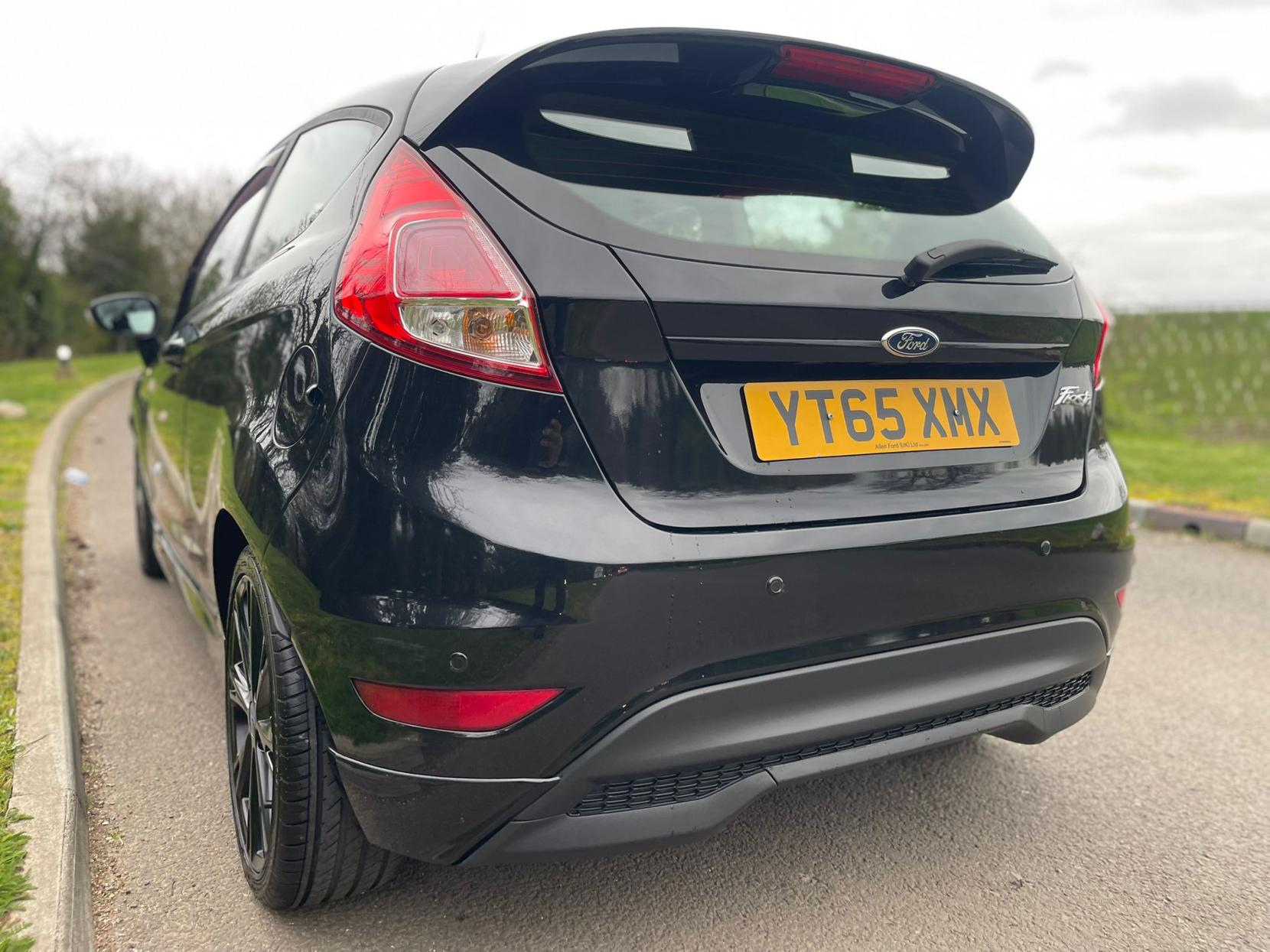 Ford Fiesta 1.0T EcoBoost Zetec S Hatchback 3dr Petrol Manual Euro 6 (s/s) (140 ps)