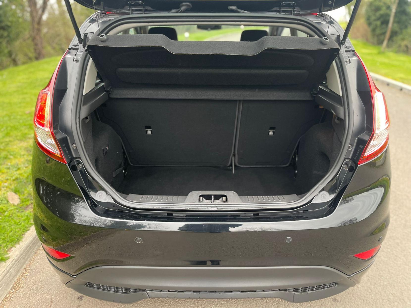 Ford Fiesta 1.0T EcoBoost Zetec S Hatchback 3dr Petrol Manual Euro 6 (s/s) (140 ps)