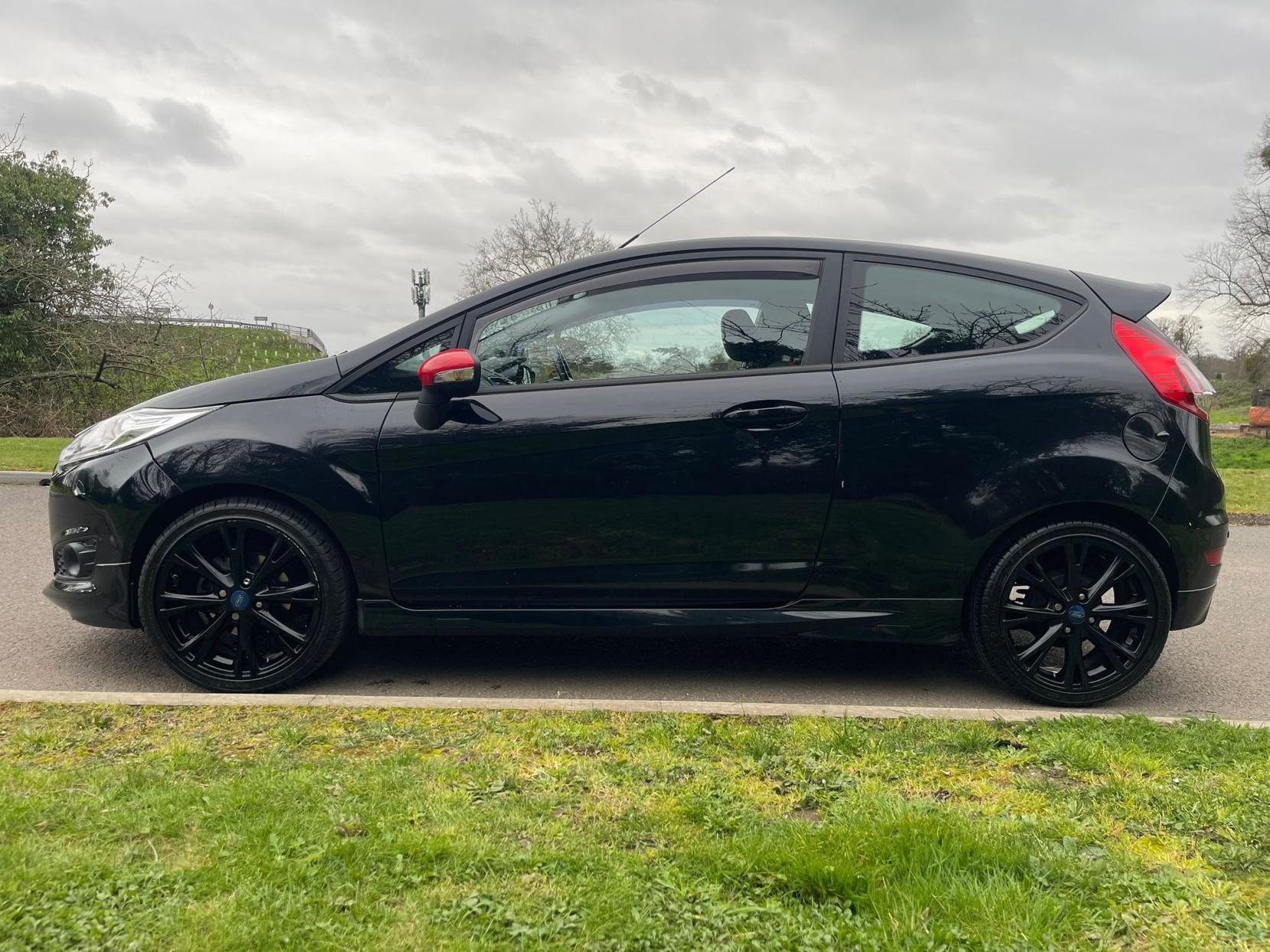 Ford Fiesta 1.0T EcoBoost Zetec S Hatchback 3dr Petrol Manual Euro 6 (s/s) (140 ps)