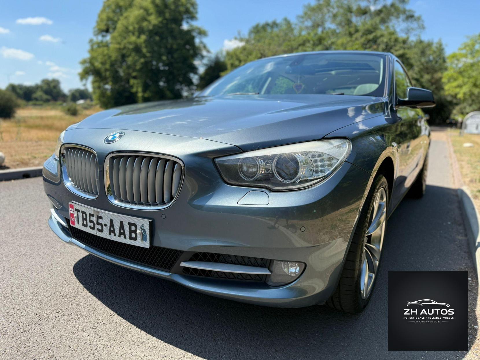 BMW 5 Series 4.4 550i V8 SE Touring Steptronic Euro 5 5dr