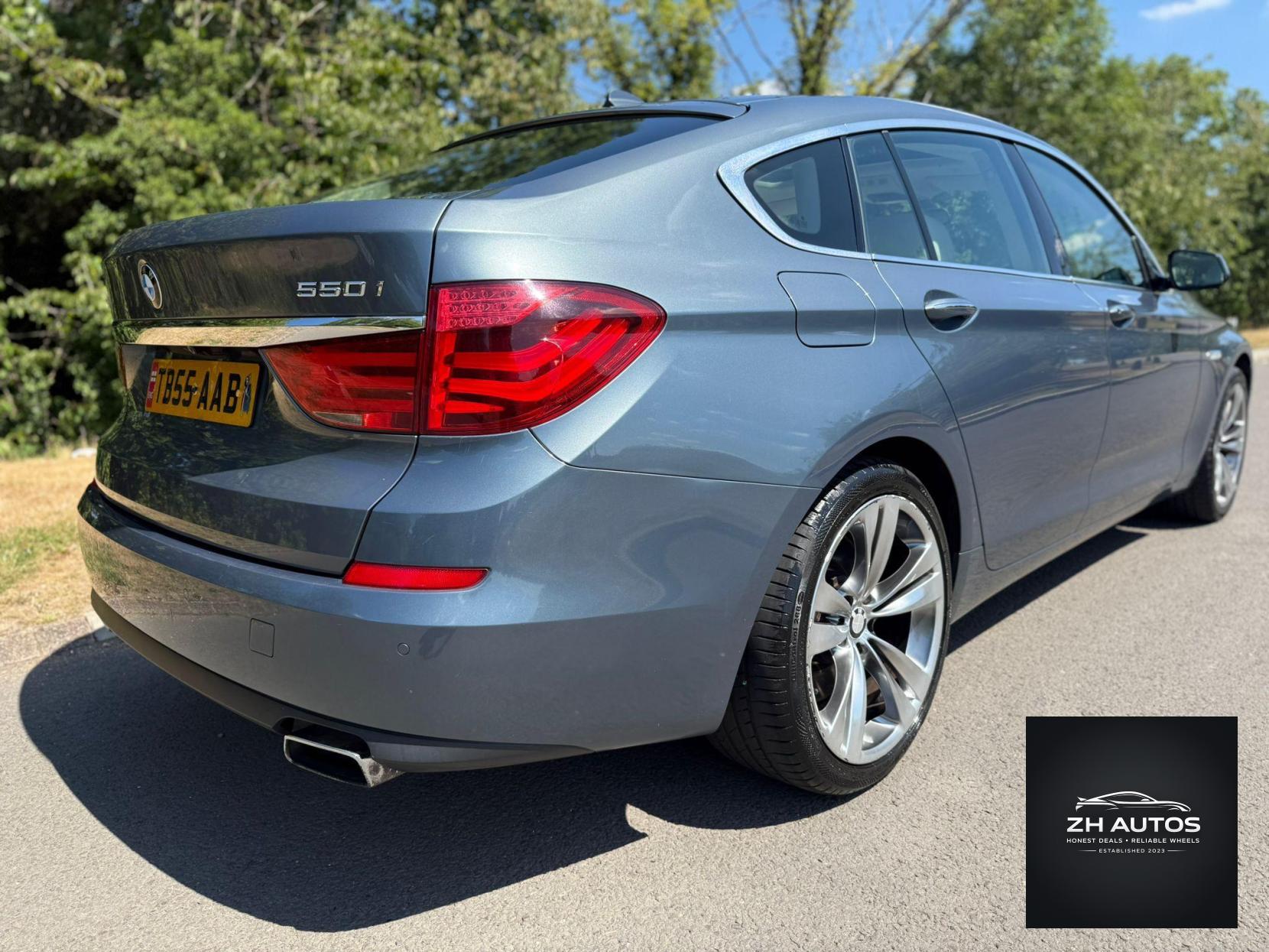 BMW 5 Series 4.4 550i V8 SE Touring Steptronic Euro 5 5dr