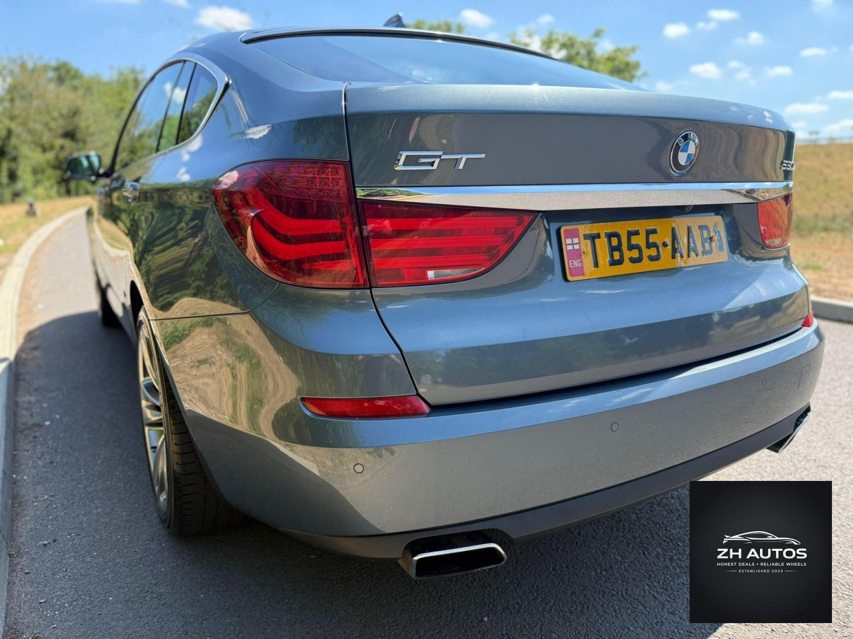 BMW 5 Series 4.4 550i V8 SE Touring Steptronic Euro 5 5dr