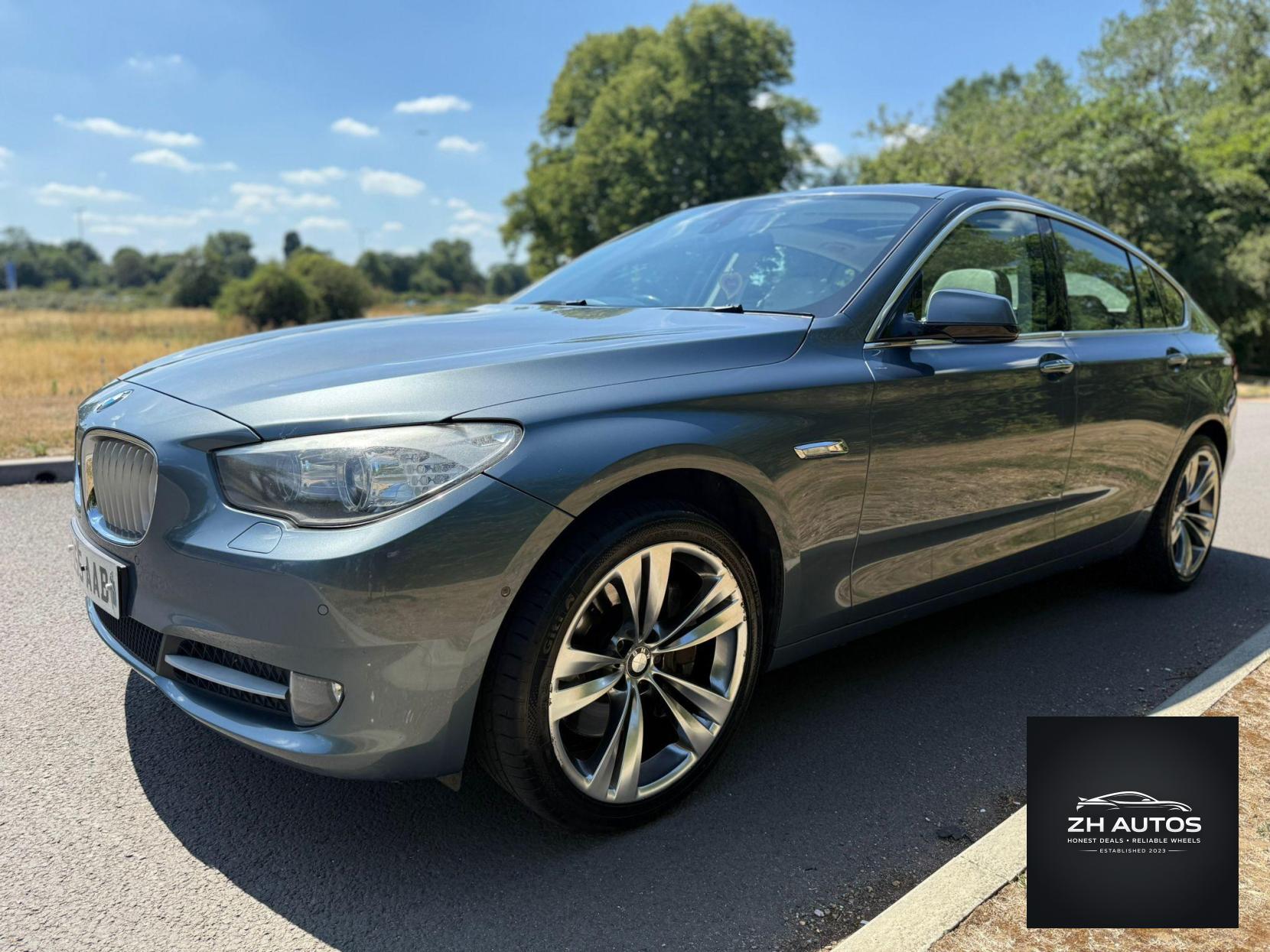 BMW 5 Series 4.4 550i V8 SE Touring Steptronic Euro 5 5dr