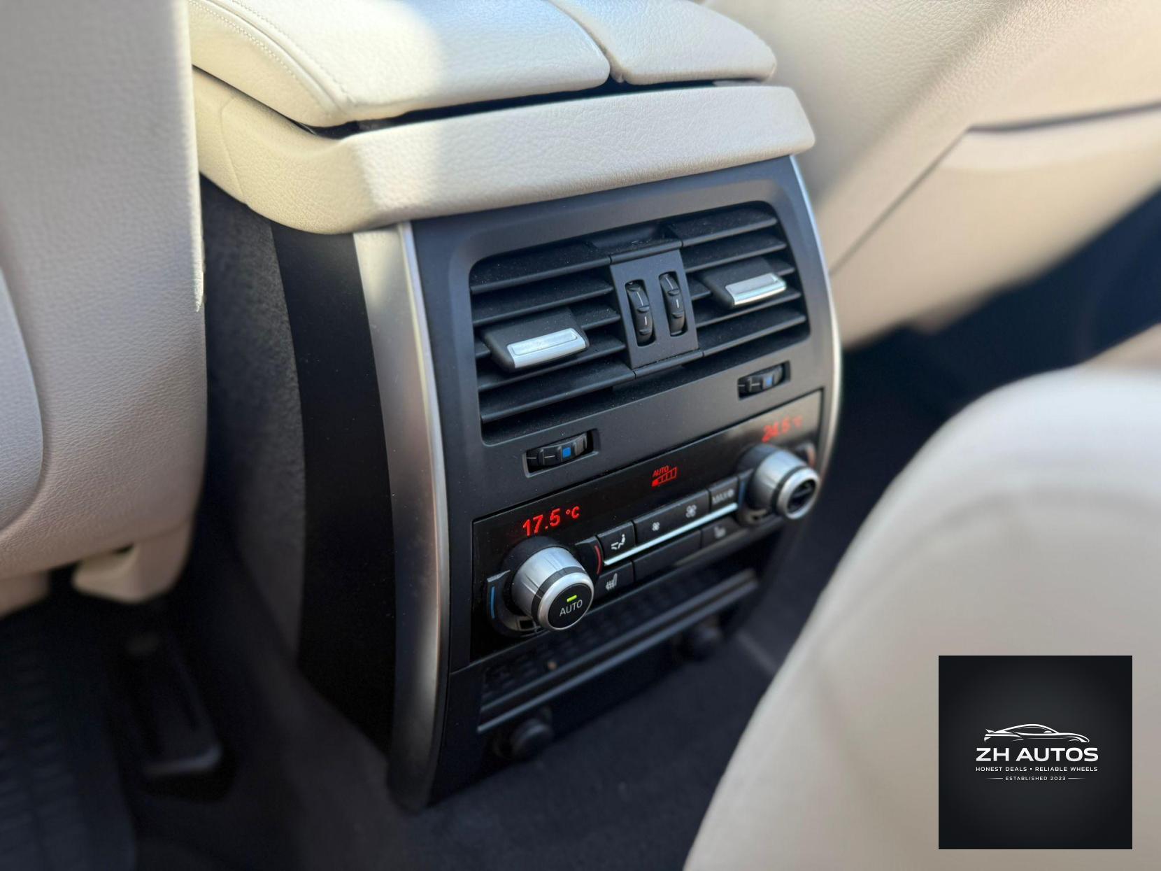 BMW 5 Series 4.4 550i V8 SE Touring Steptronic Euro 5 5dr