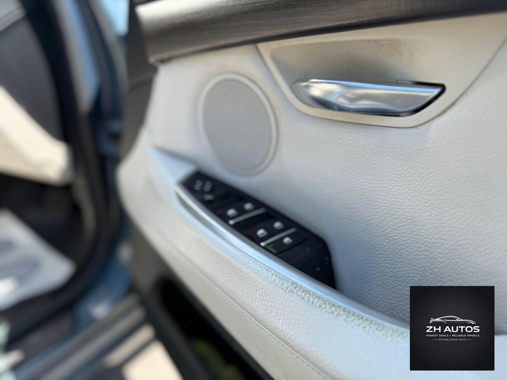 BMW 5 Series 4.4 550i V8 SE Touring Steptronic Euro 5 5dr