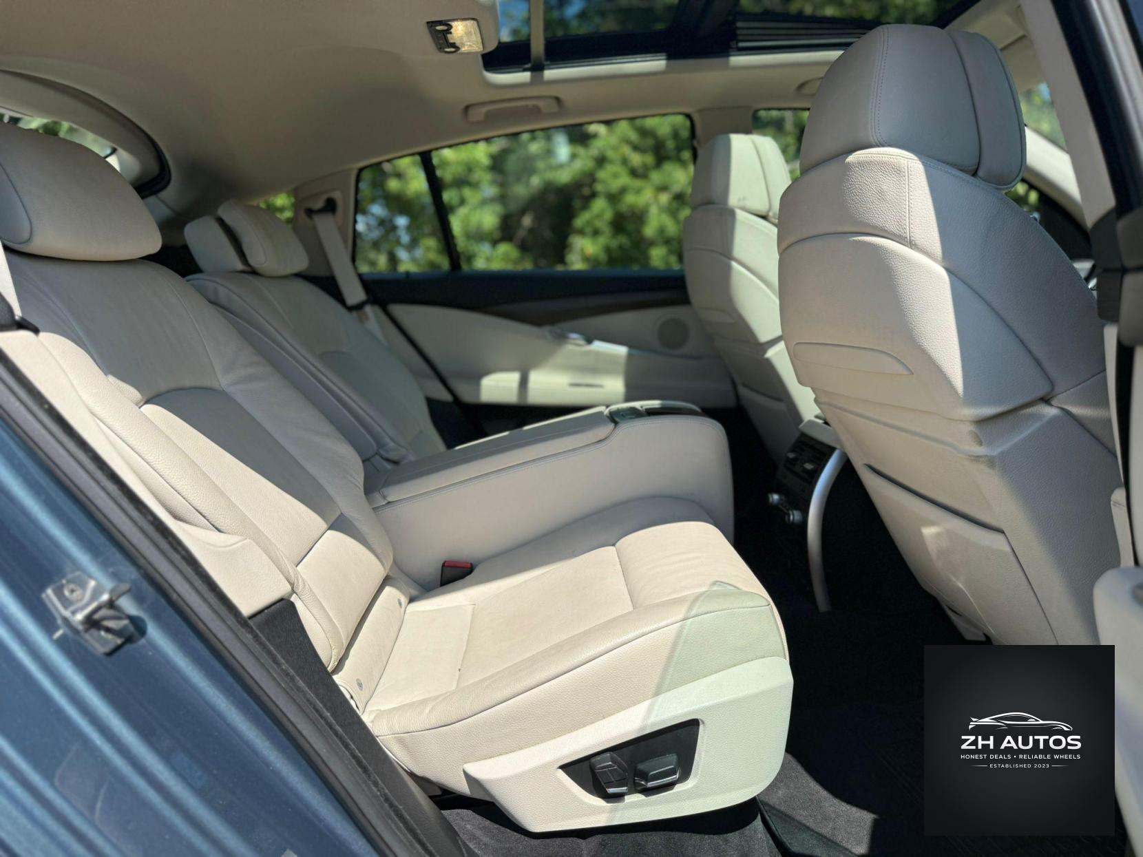 BMW 5 Series 4.4 550i V8 SE Touring Steptronic Euro 5 5dr