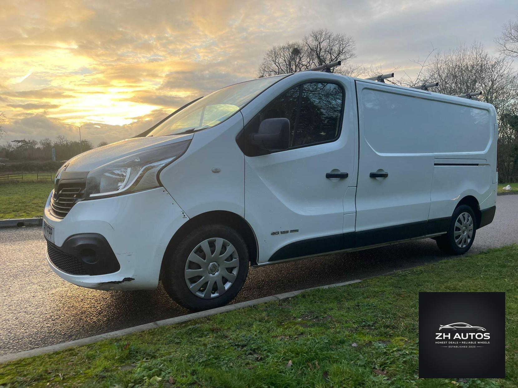 Renault Trafic 1.6 dCi ENERGY 29 Business+ LWB Standard Roof Euro 6 (s/s) 5dr