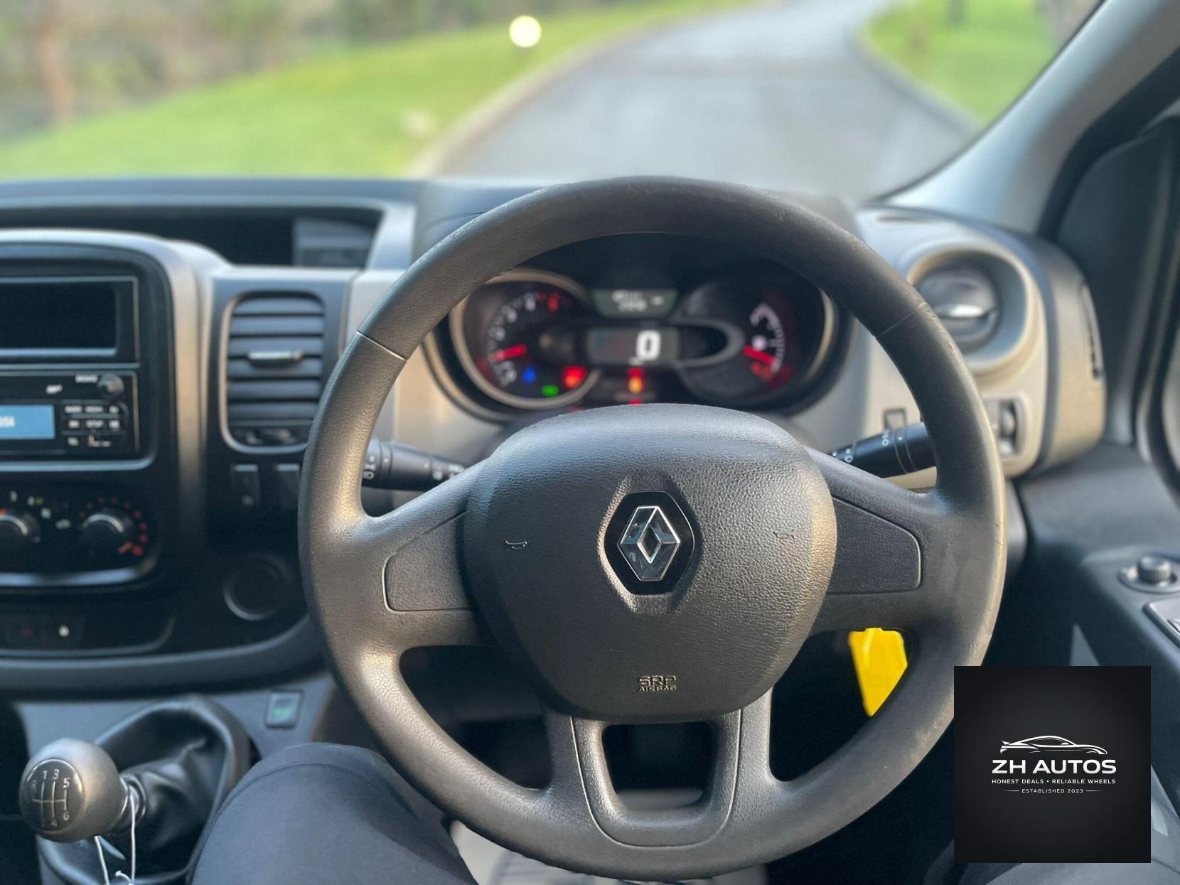 Renault Trafic 1.6 dCi ENERGY 29 Business+ LWB Standard Roof Euro 6 (s/s) 5dr