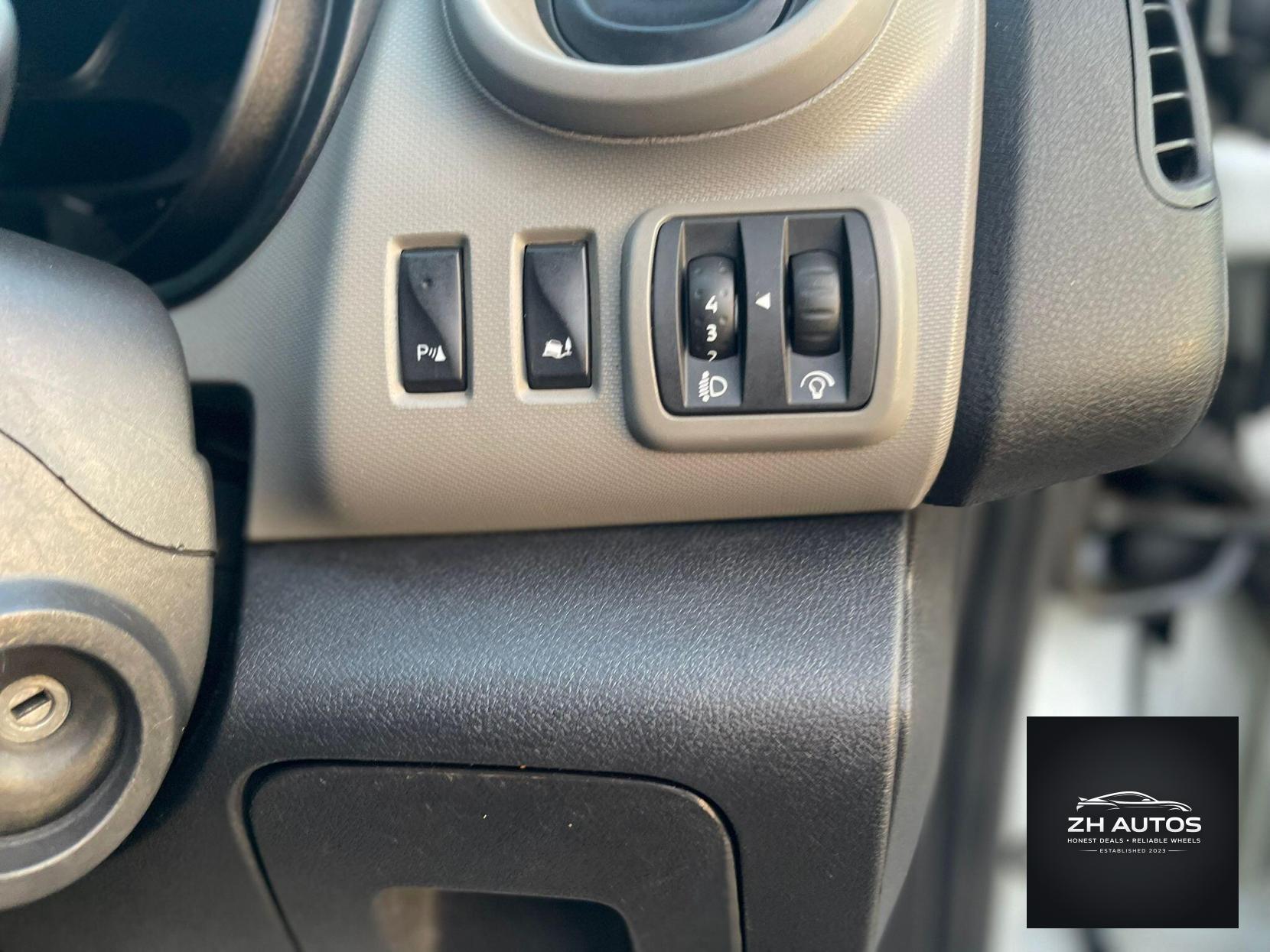 Renault Trafic 1.6 dCi ENERGY 29 Business+ LWB Standard Roof Euro 6 (s/s) 5dr