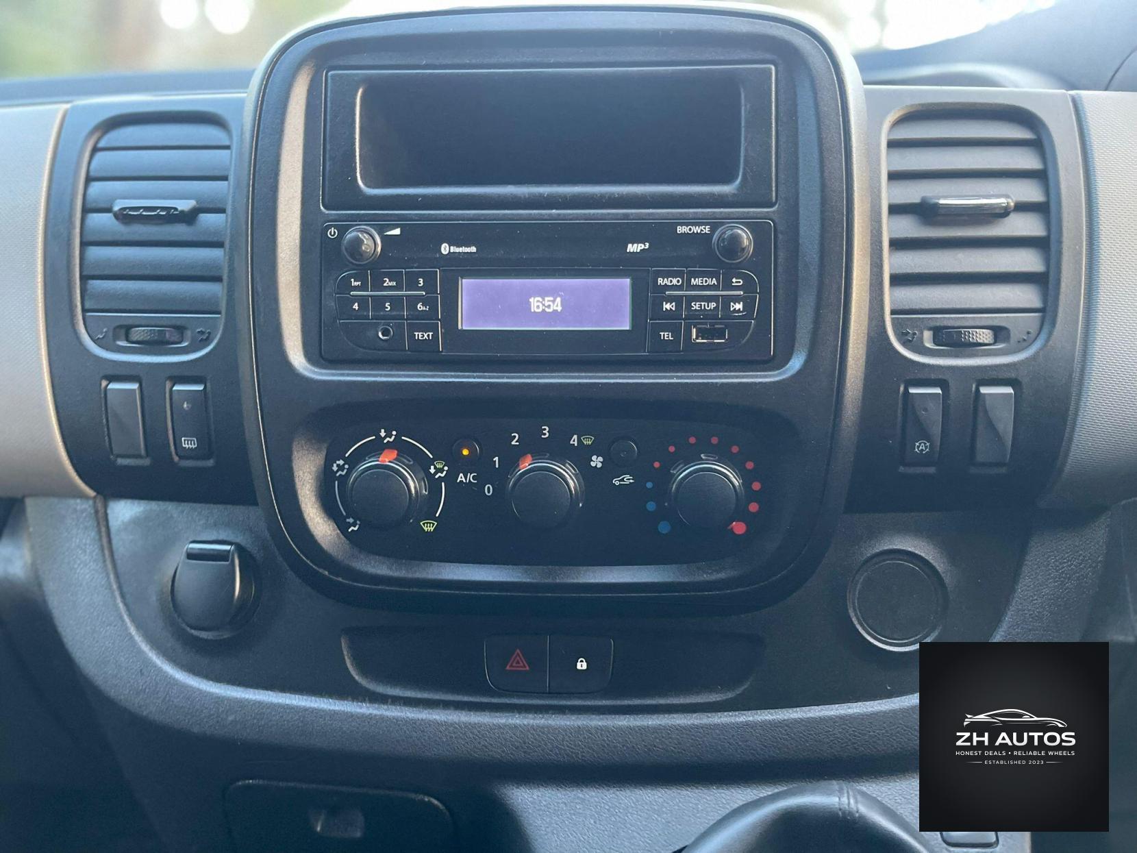 Renault Trafic 1.6 dCi ENERGY 29 Business+ LWB Standard Roof Euro 6 (s/s) 5dr