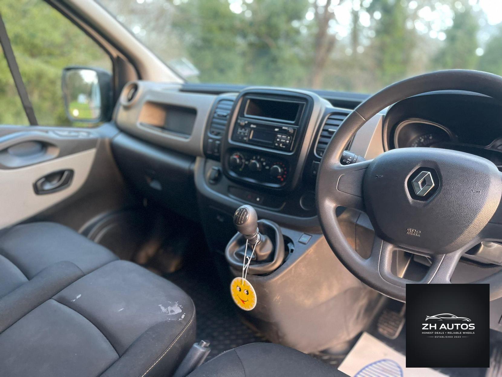 Renault Trafic 1.6 dCi ENERGY 29 Business+ LWB Standard Roof Euro 6 (s/s) 5dr