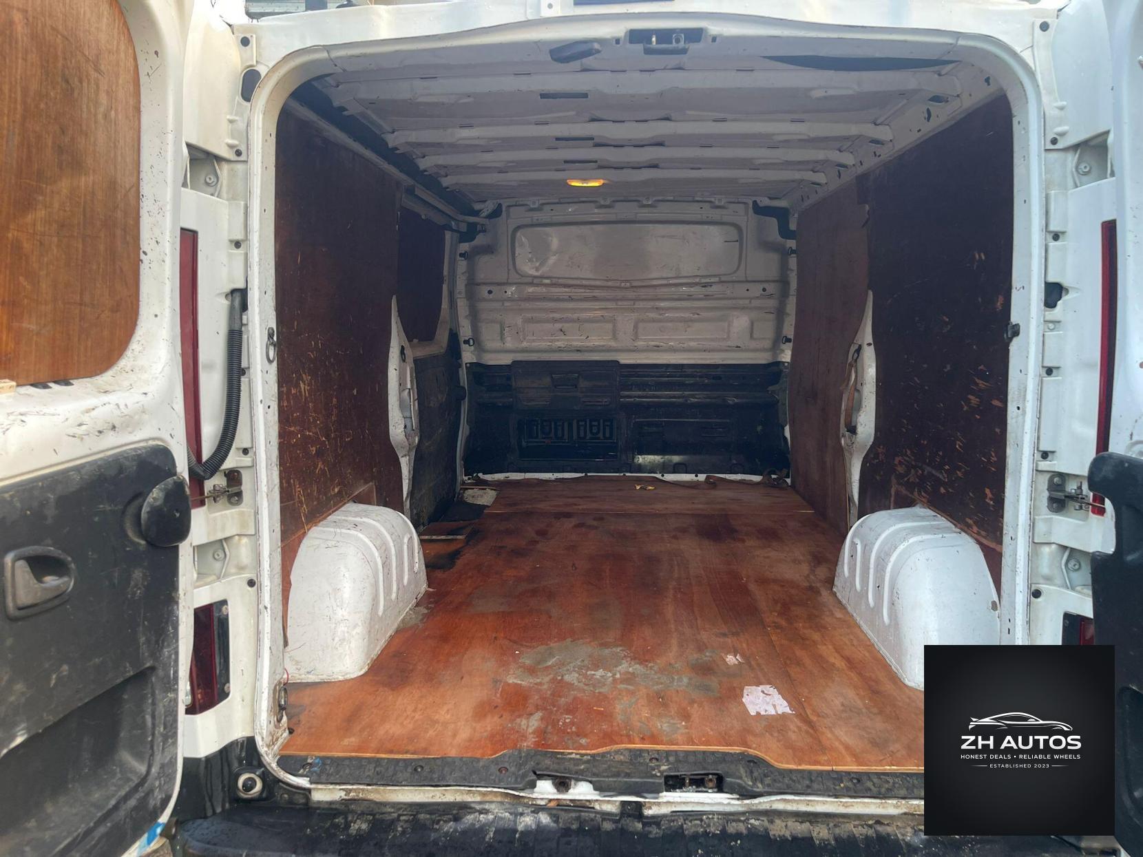 Renault Trafic 1.6 dCi ENERGY 29 Business+ LWB Standard Roof Euro 6 (s/s) 5dr